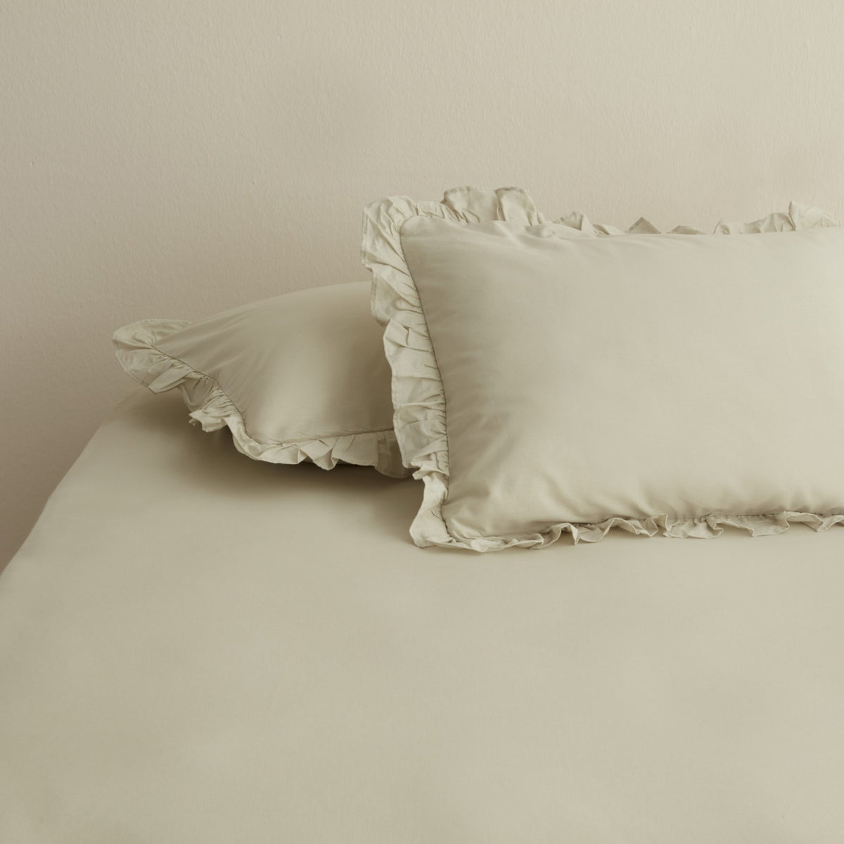 Karaca Home Basic Set of 2 Ruffled Pillowcases, Sage - MALLTURK
