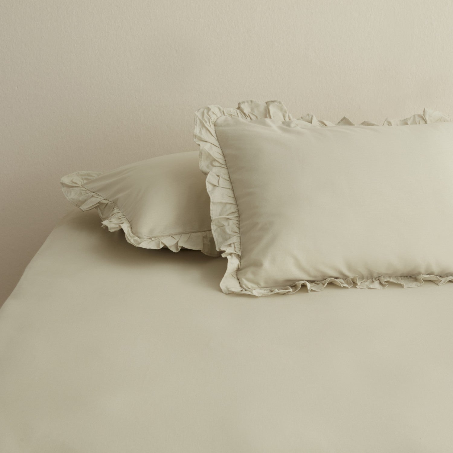 Karaca Home Basic Set of 2 Ruffled Pillowcases, Sage - MALLTURK