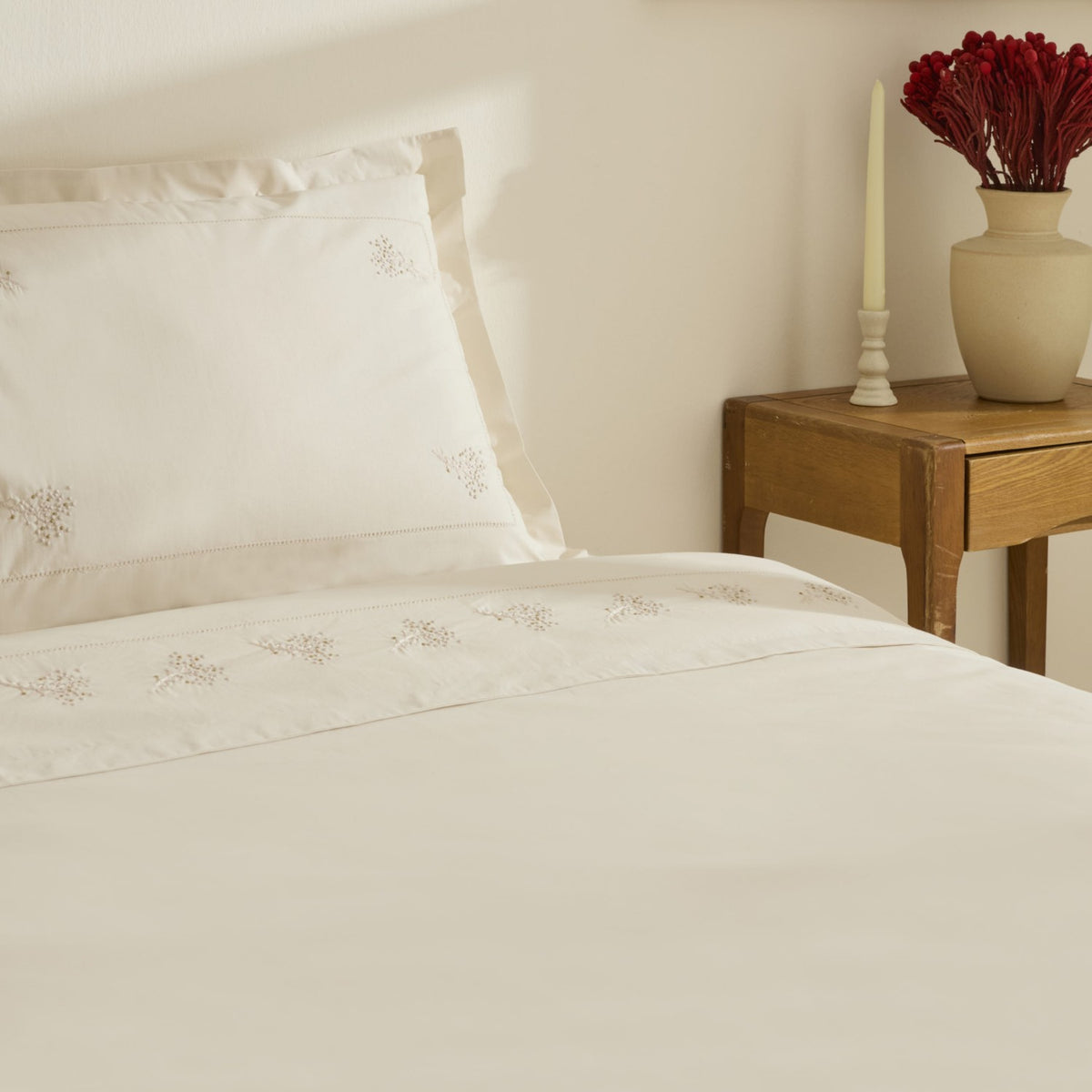 Karaca Home White Collection Rayas %100 Cotton Embroidered Double Duvet Cover Set Beige
