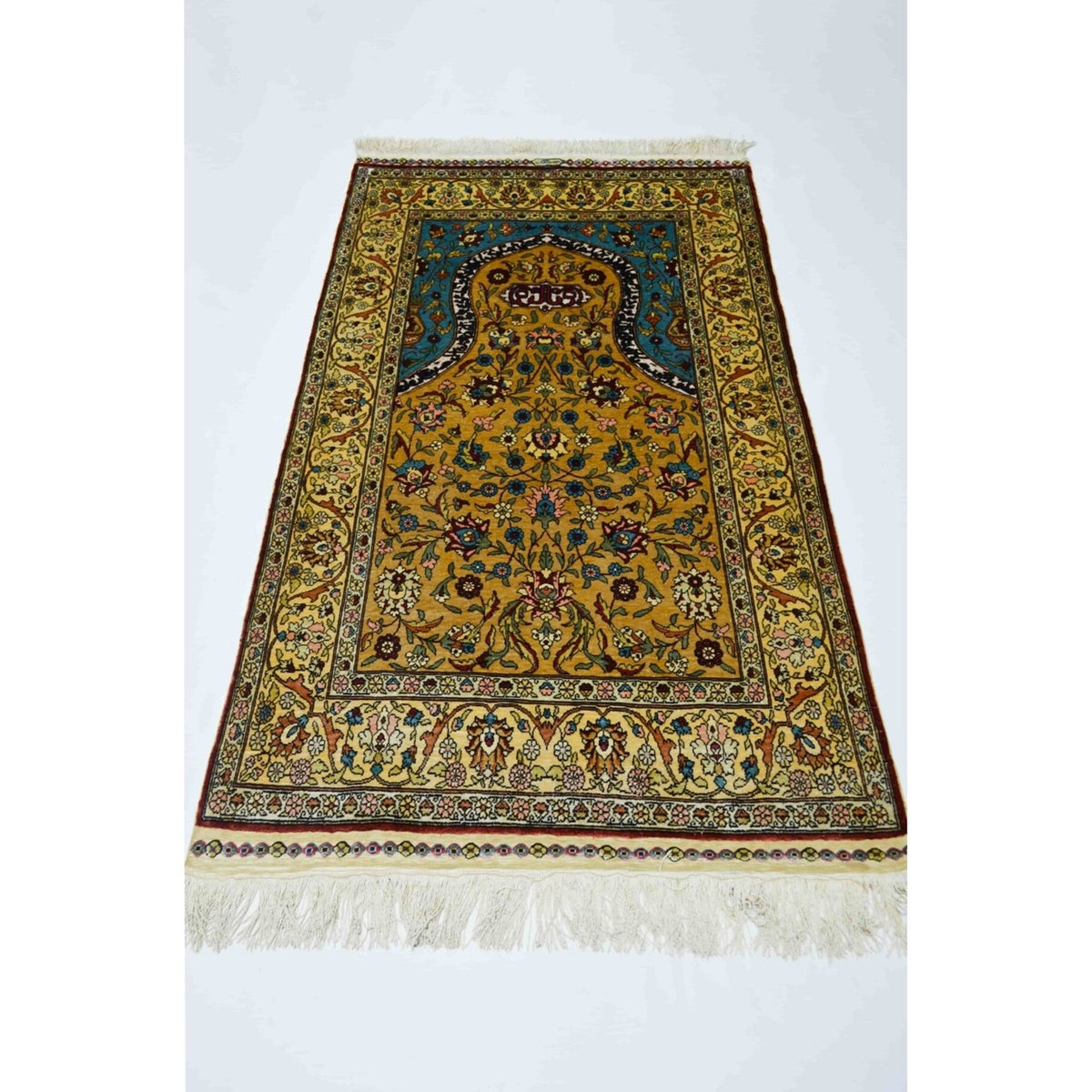 Kilim Co. Pure Silk Hand-Woven Mihrab Pattern Prayer Rug Kayseri Rug 81X138 cm - MALLTURK