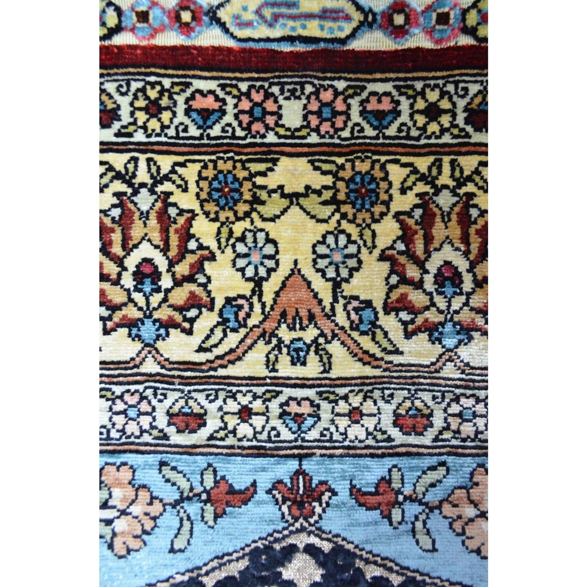Kilim Co. Pure Silk Hand-Woven Mihrab Pattern Prayer Rug Kayseri Rug 81X138 cm - MALLTURK