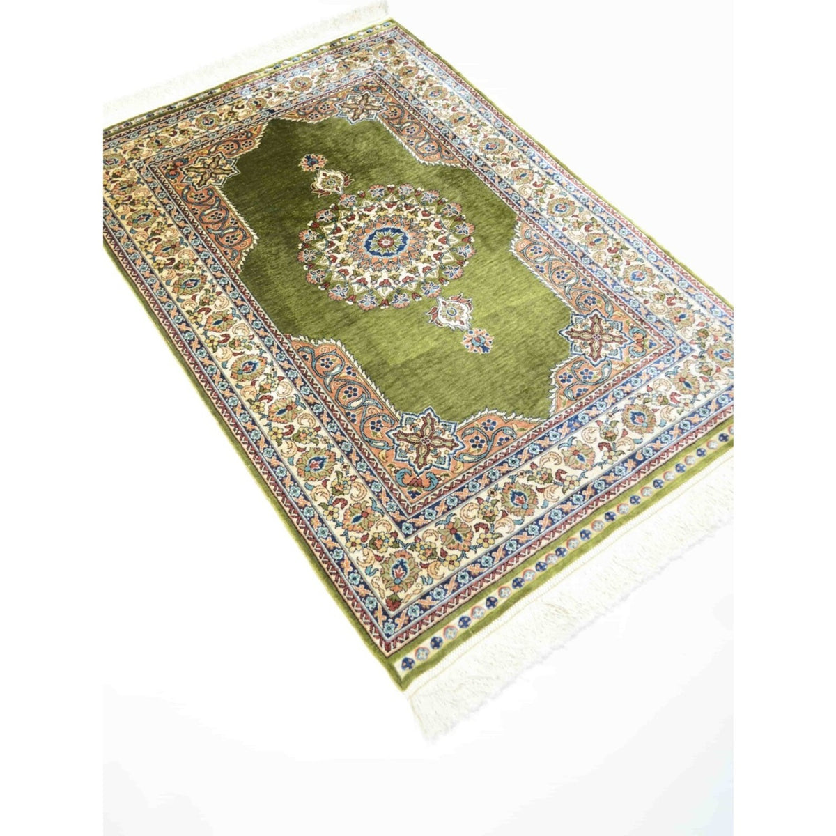 Kilim Co. Pure Silk Hand-Woven Yesil Renk Central Medallion Pattern Hereke Rug 76X110 cm - MALLTURK