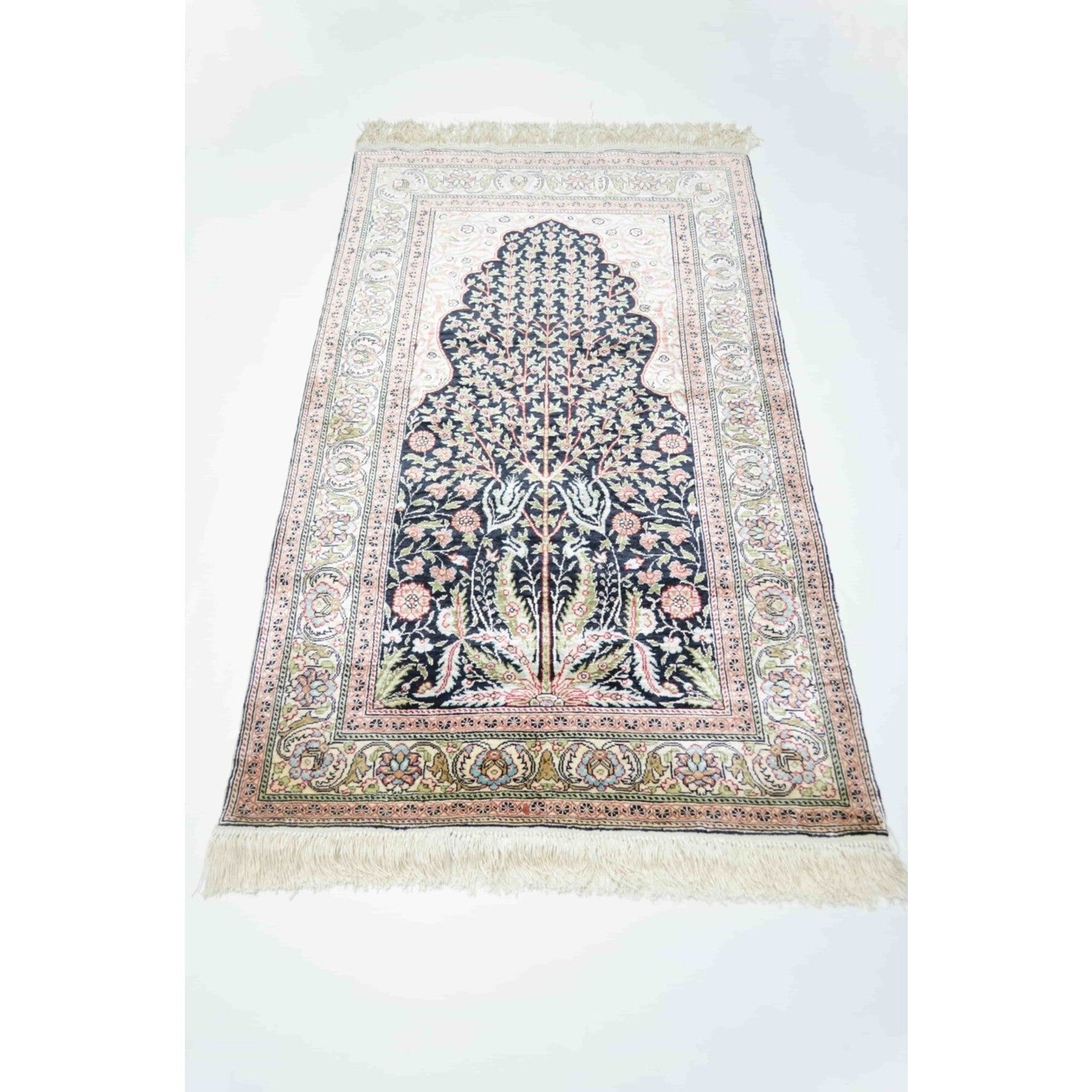 Kilim Co. Pure Silk Hand-Woven Mihrab Pattern Prayer Rug Kayseri Rug 74X125 cm - MALLTURK