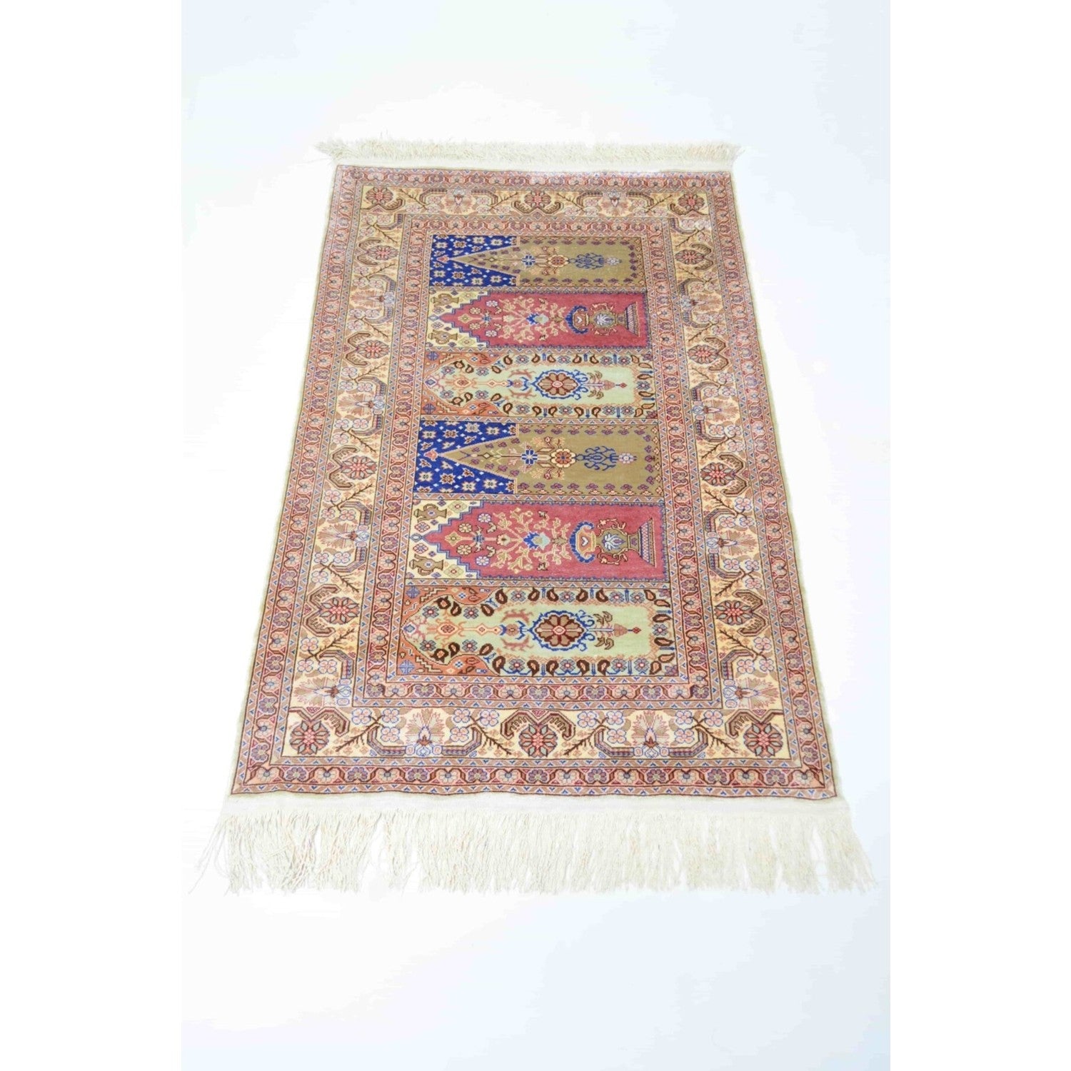 Kilim Co. Pure Silk Hand-Woven Mihrab Family Prayer Rug Kayseri Rug 72X109 cm - MALLTURK