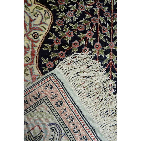 Kilim Co. Pure Silk Hand-Woven Mihrab Pattern Prayer Rug Kayseri Rug 74X125 cm - MALLTURK
