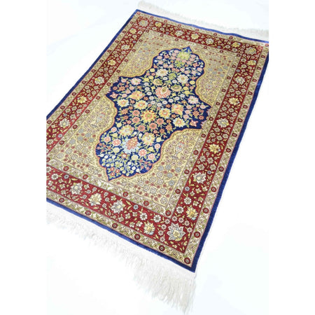 Kilim Co. Pure Silk Hand-Woven Cesmi Bulbul Pattern Hereke Rug 85X124 cm - MALLTURK