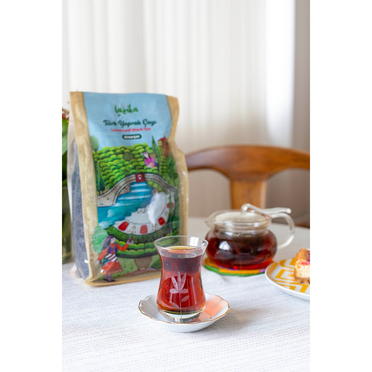Lazika Mutfakta Yusuf Var Ozel tea Seckisi - Turk Yaprak 300 g, green tea 50 g, black tea 400 g - MALLTURK