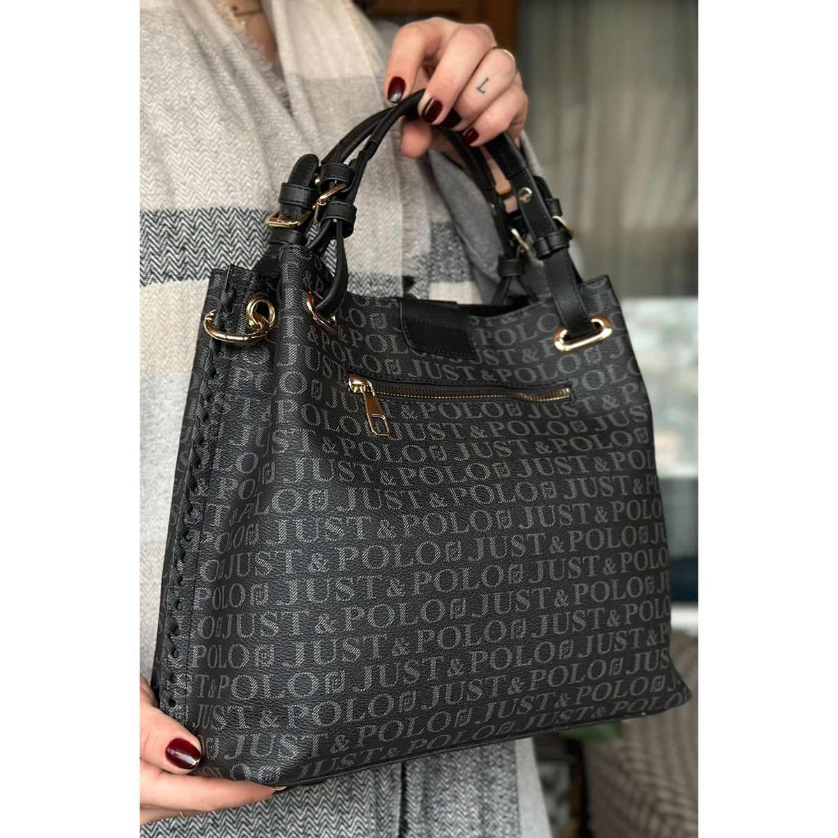 Just Polo Black Women's Just Polo Embossed Pattern Magnetic Snap Closure Handbag with Shoulder Strap - MALLTURK