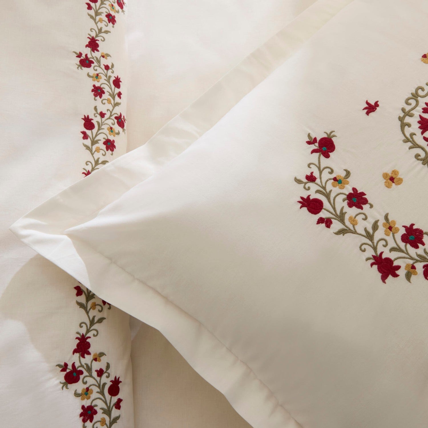 Karaca Home Layali Embroidered Double Duvet Cover Set White - MALLTURK
