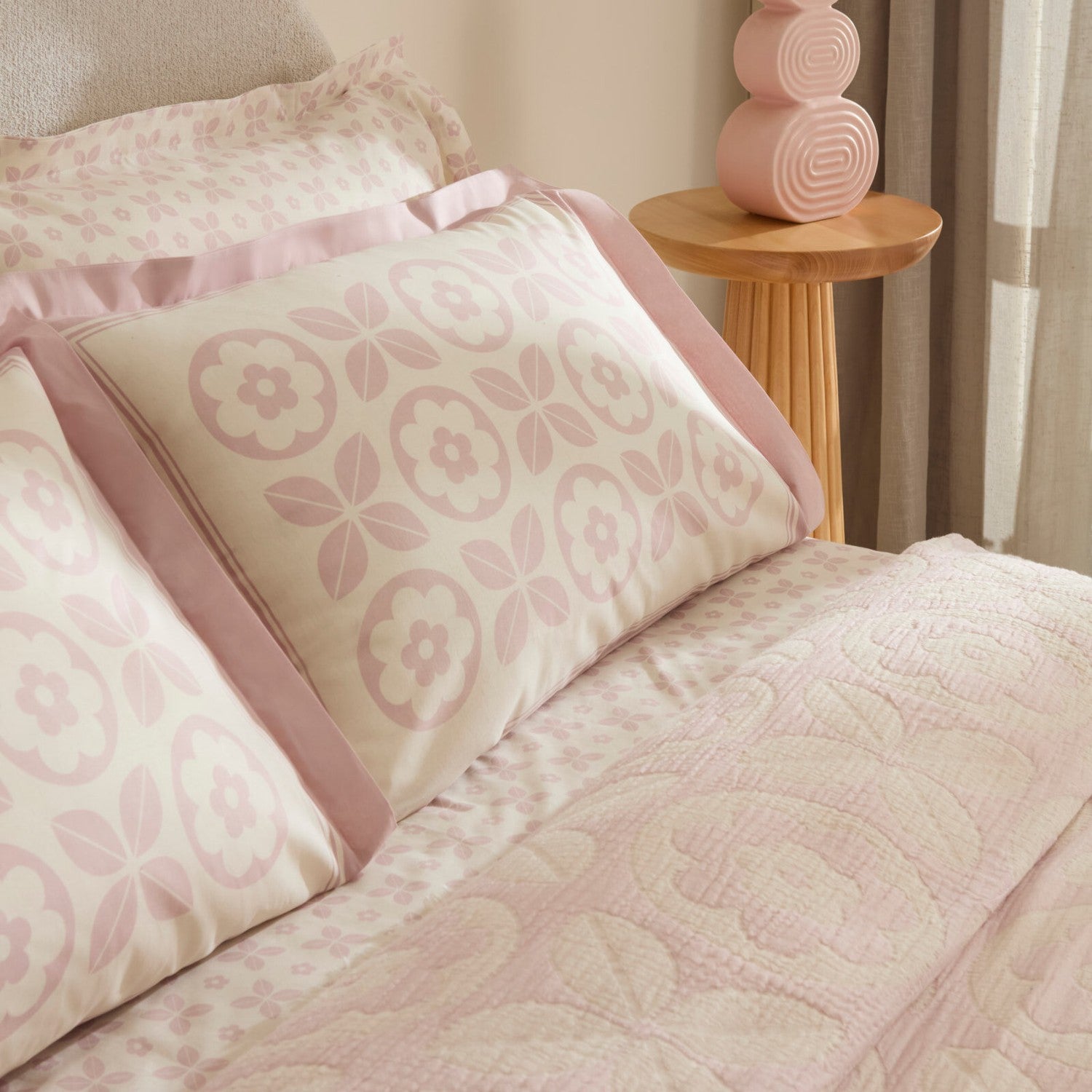 Karaca Home Shayla Pink Printed Muslin Quilted Bedding Set - MALLTURK