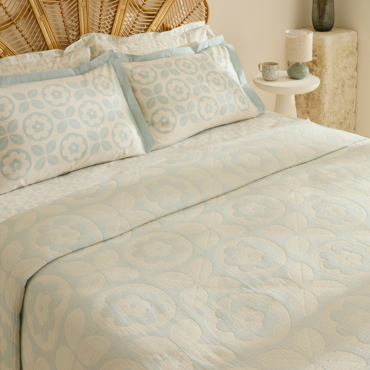 Karaca Home Shayla Blue Printed Muslin Quilted Bedding Set - MALLTURK
