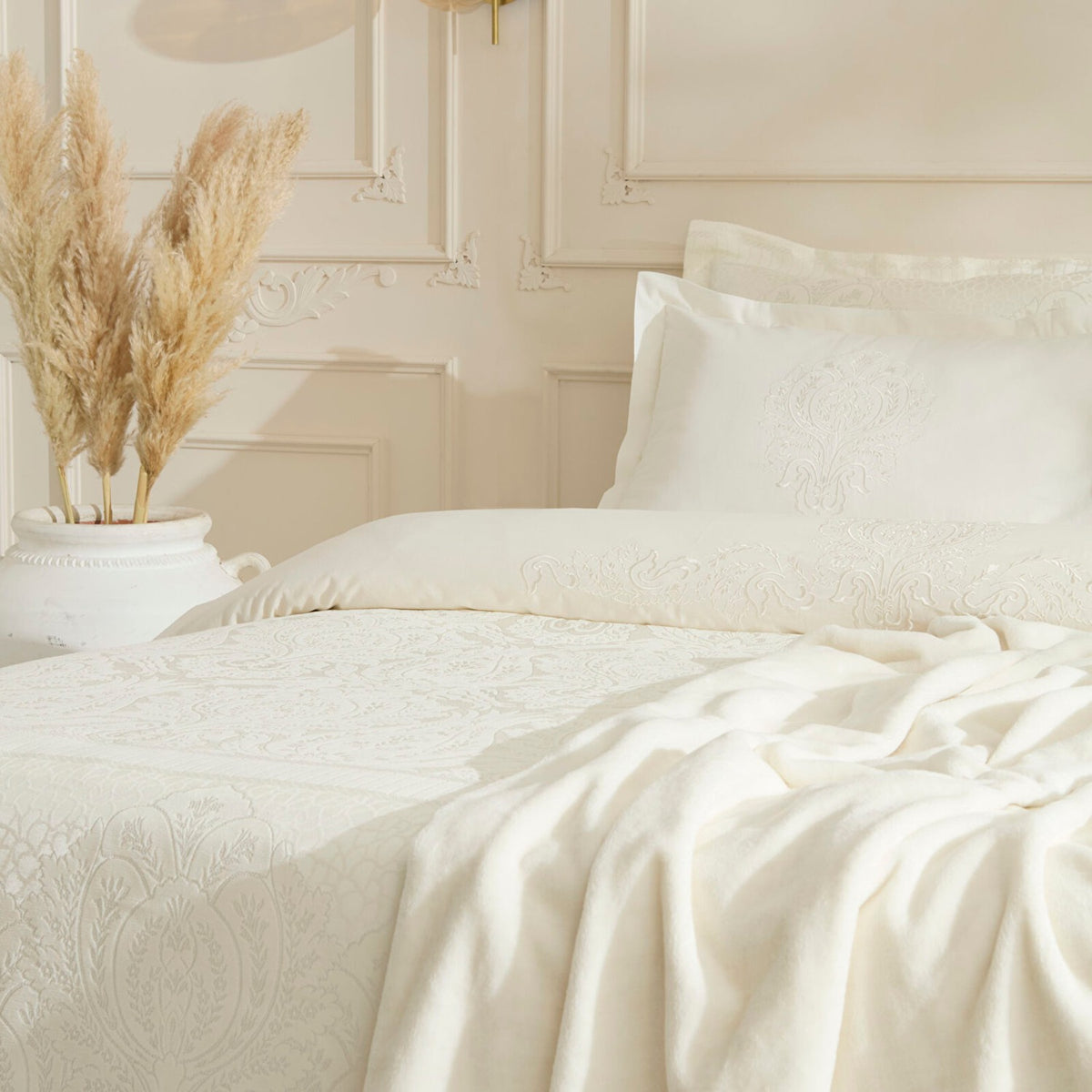 Karaca Home Sevra 8-Piece Private Bridal Set, Ecru - MALLTURK