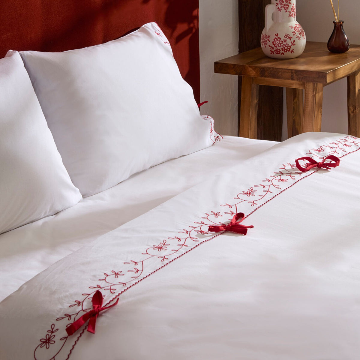 Karaca Home Calia %100 Cotton Embroidered Double Duvet Cover Set White - MALLTURK