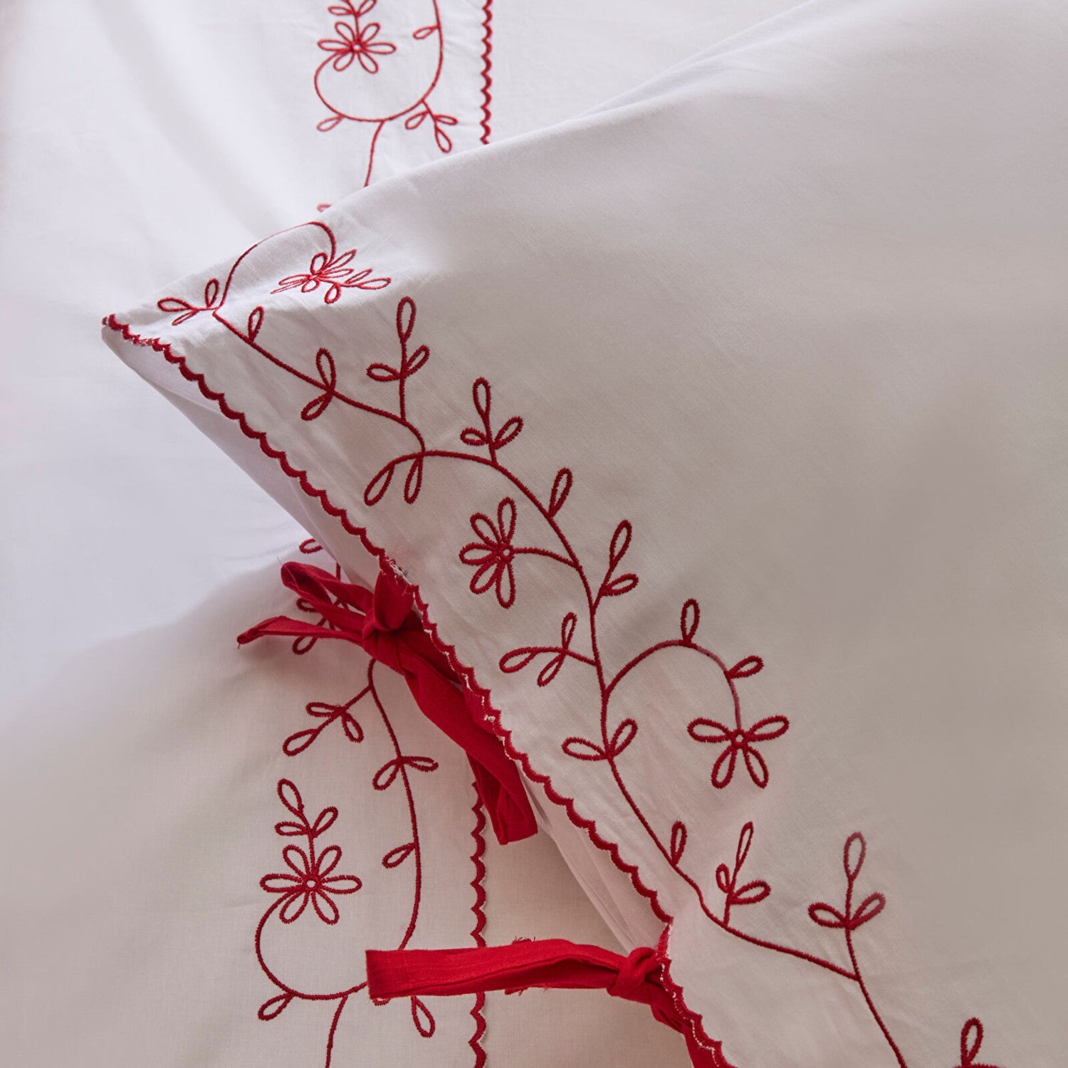 Karaca Home Calia %100 Cotton Embroidered Double Duvet Cover Set White - MALLTURK