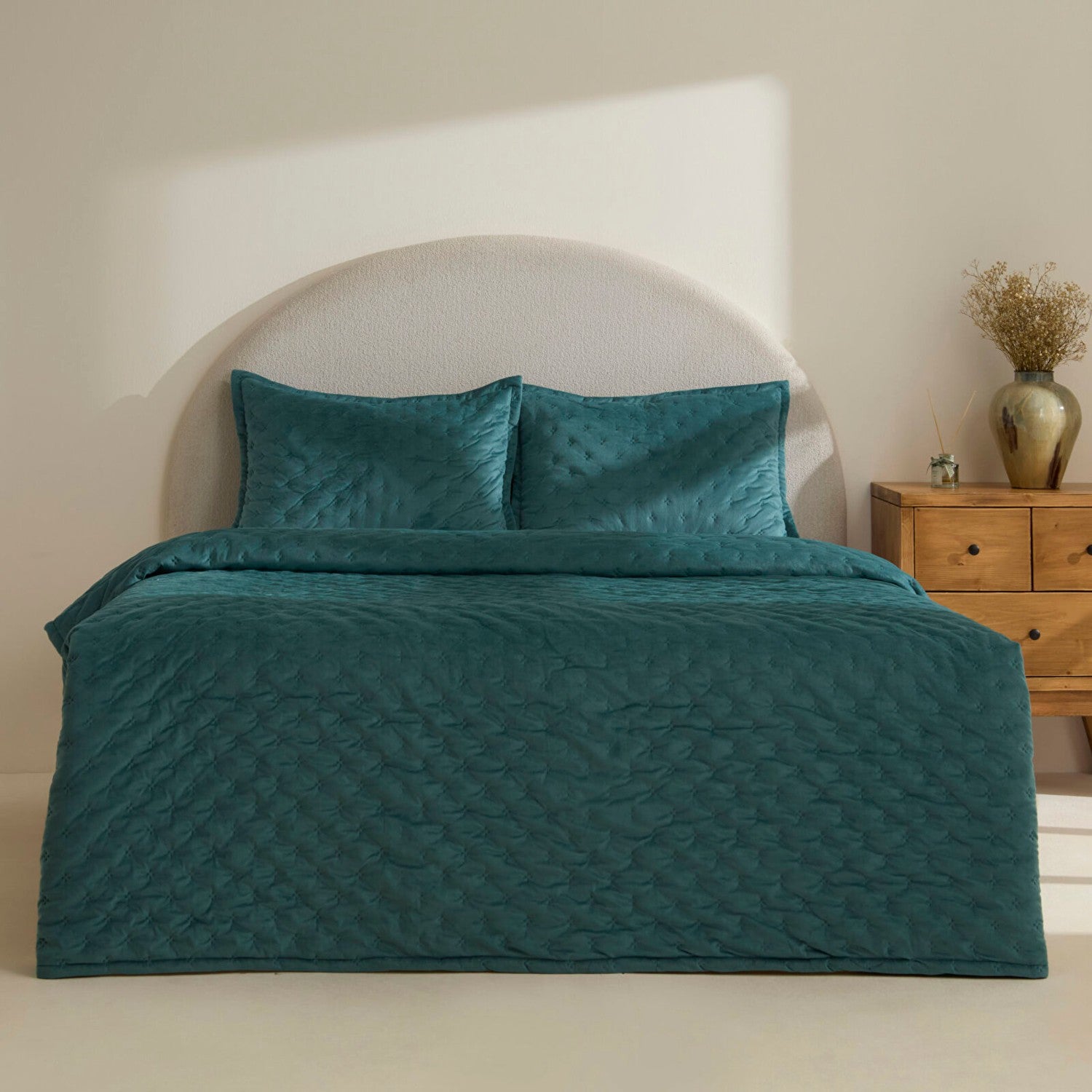 Karaca Home Granel Double Velvet Bedspread in Petroleum - MALLTURK