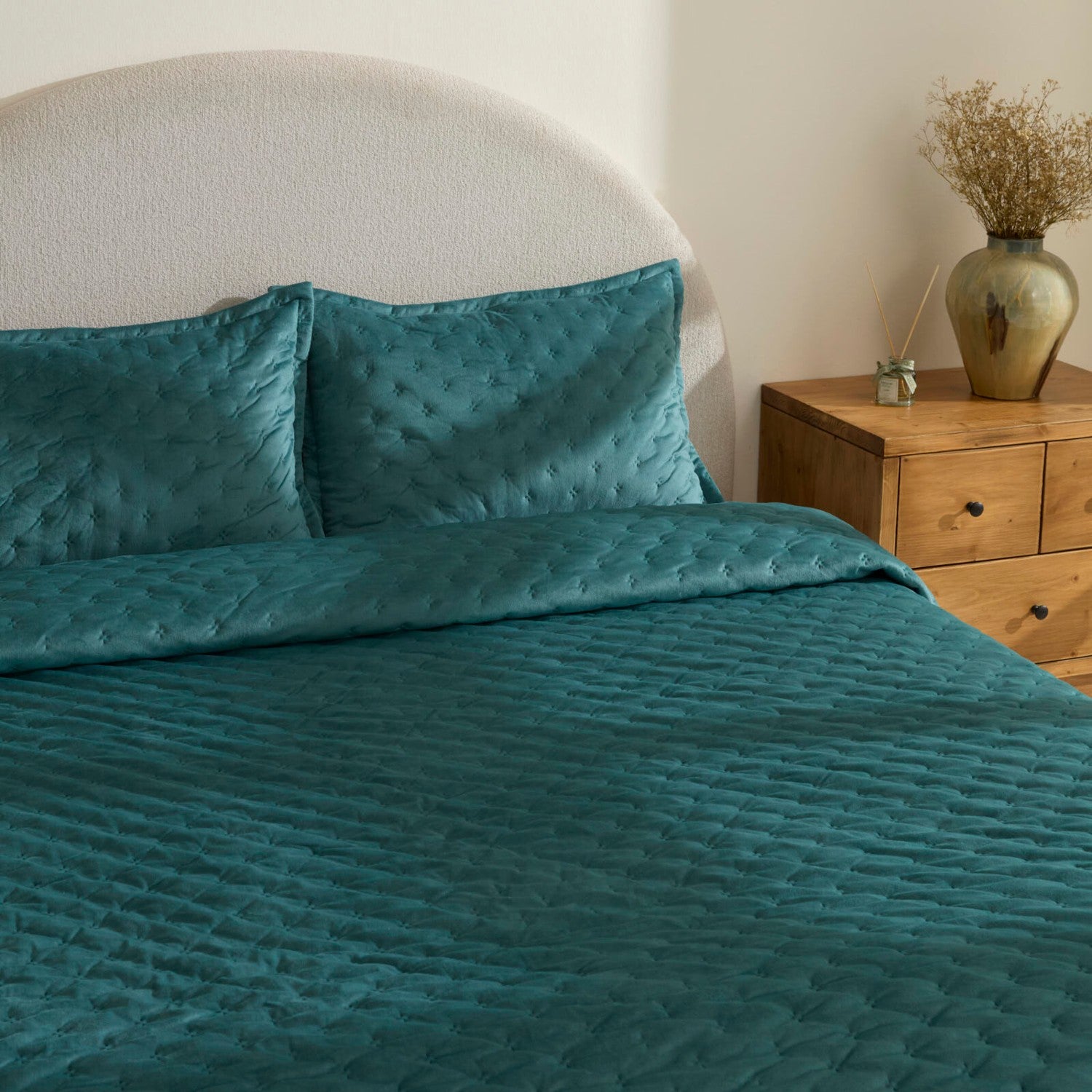 Karaca Home Granel Double Velvet Bedspread in Petroleum - MALLTURK