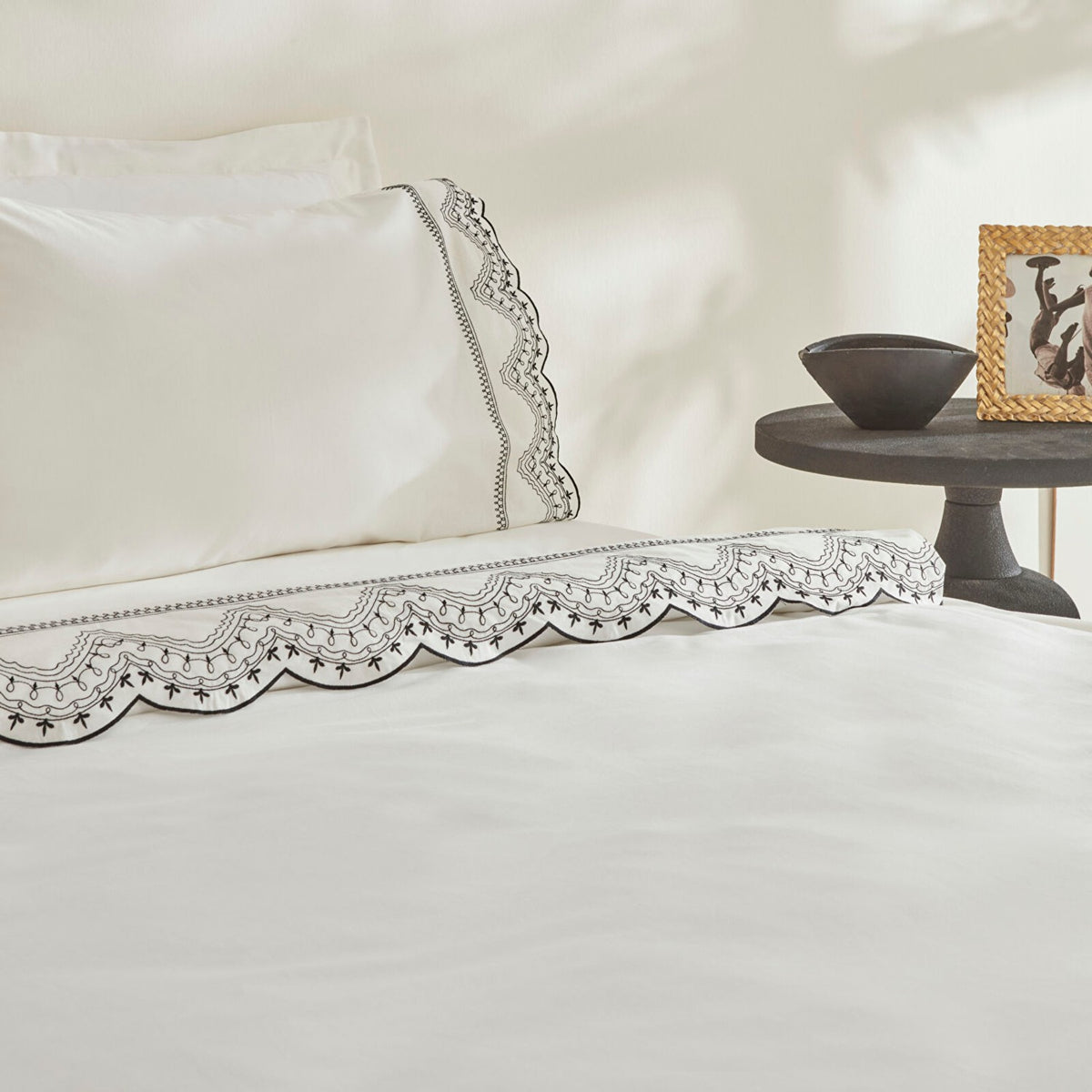 Karaca Home Orvin Double Embroidered Duvet Cover Set White - MALLTURK