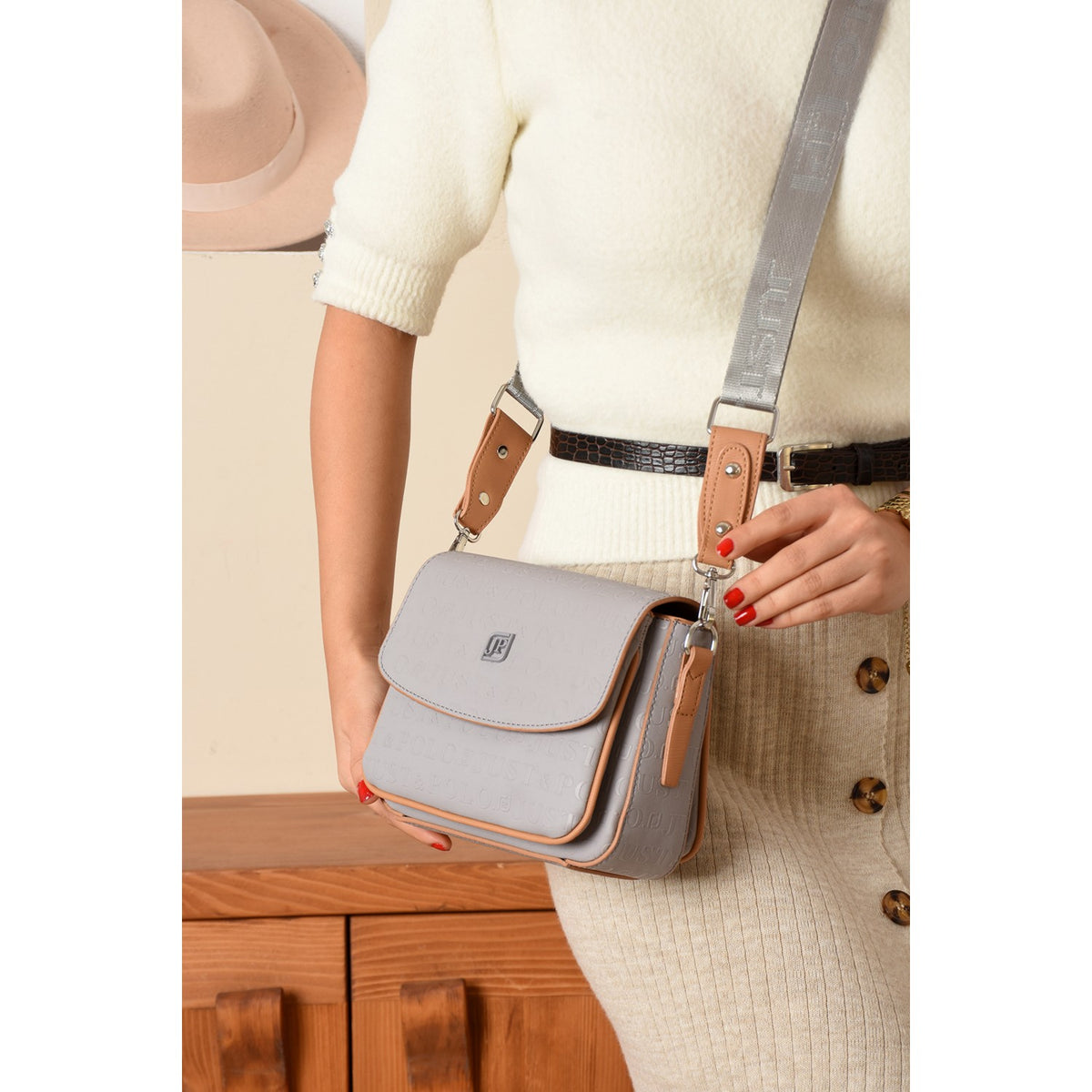 Just Polo Grey Women's Flap Shoulder Bag Gray - MALLTURK