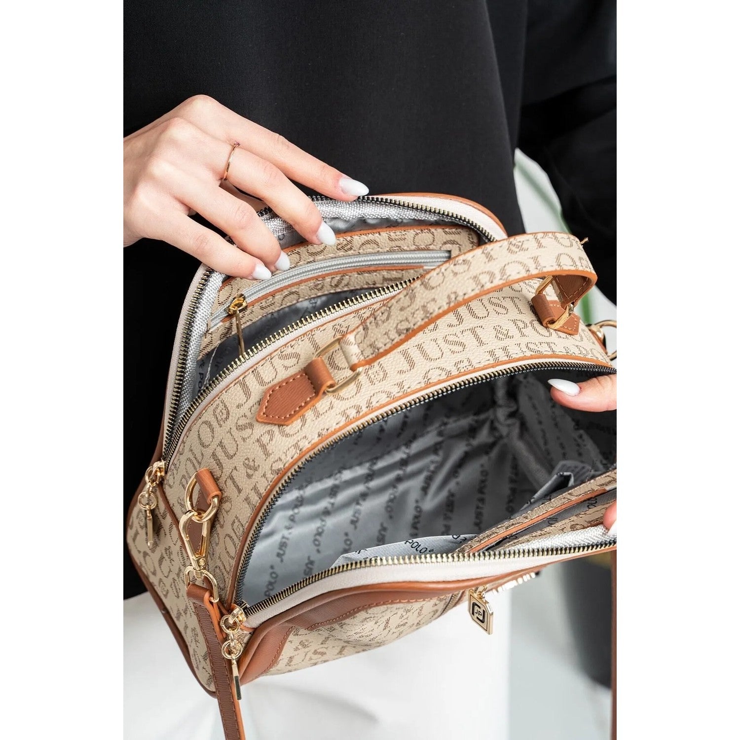 Just Polo Women's Shoulder Bag in Honey Color: Stylish Look and Ergonomic Design - MALLTURK