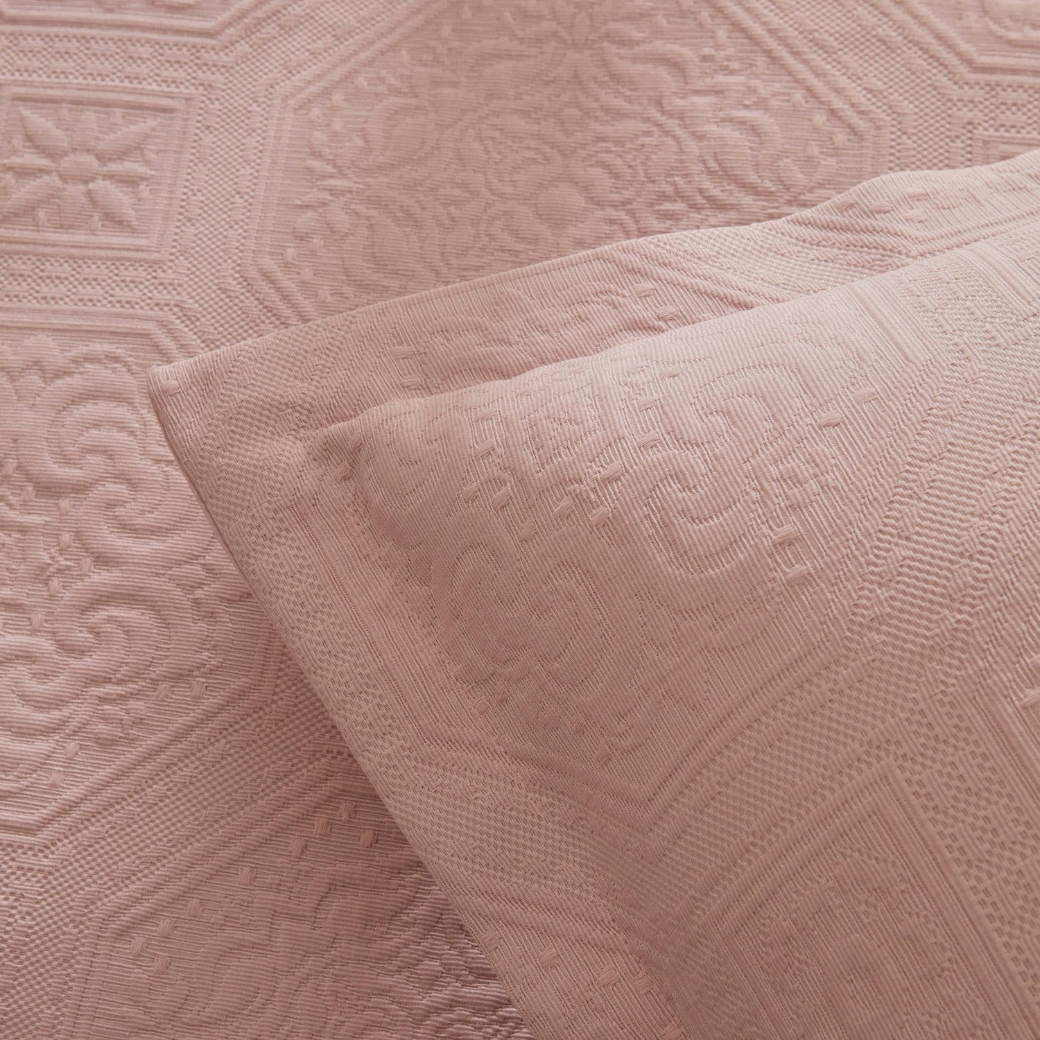Karaca Home Oriana Double Bedspread Set, Powder Pink - MALLTURK