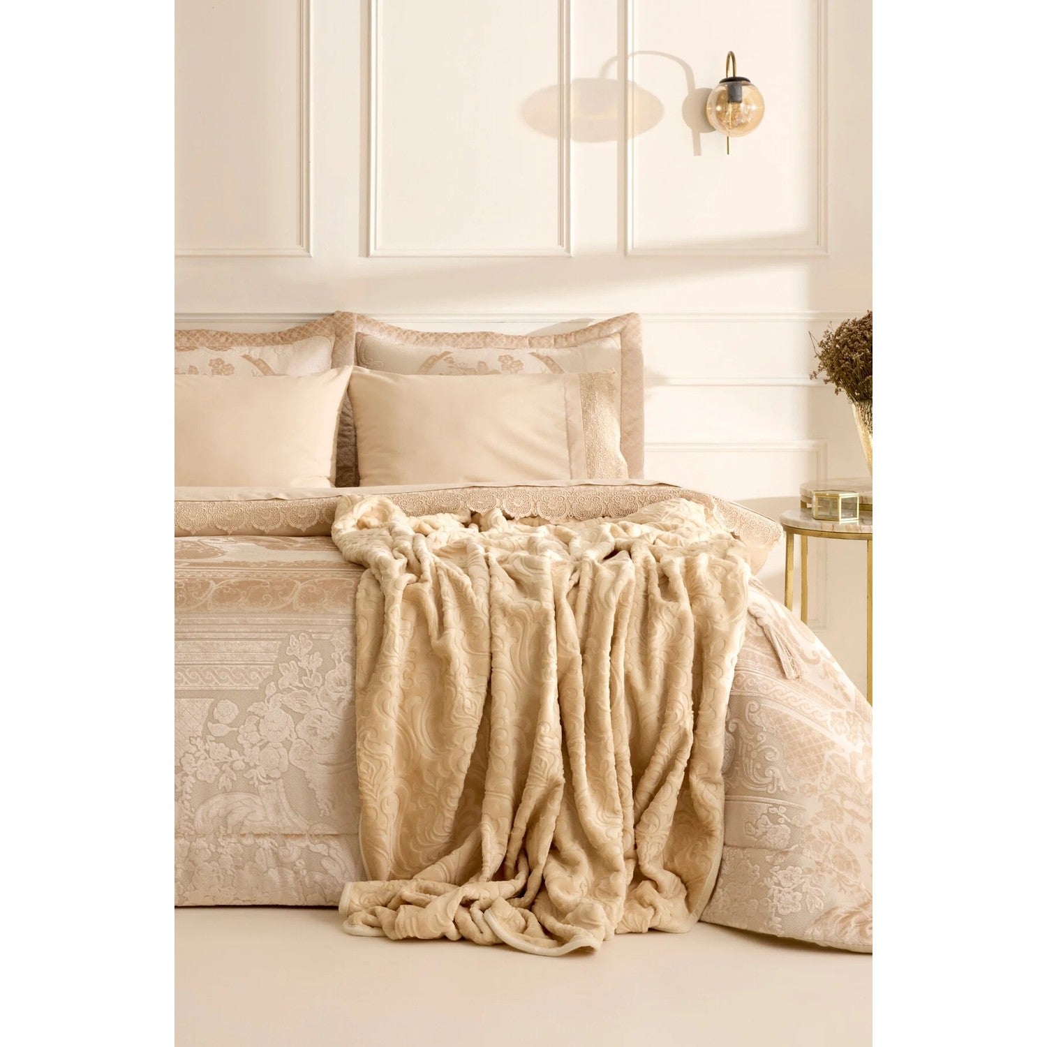 Karaca Home Valeria Queen 8-Piece Bridal Set Gold - MALLTURK