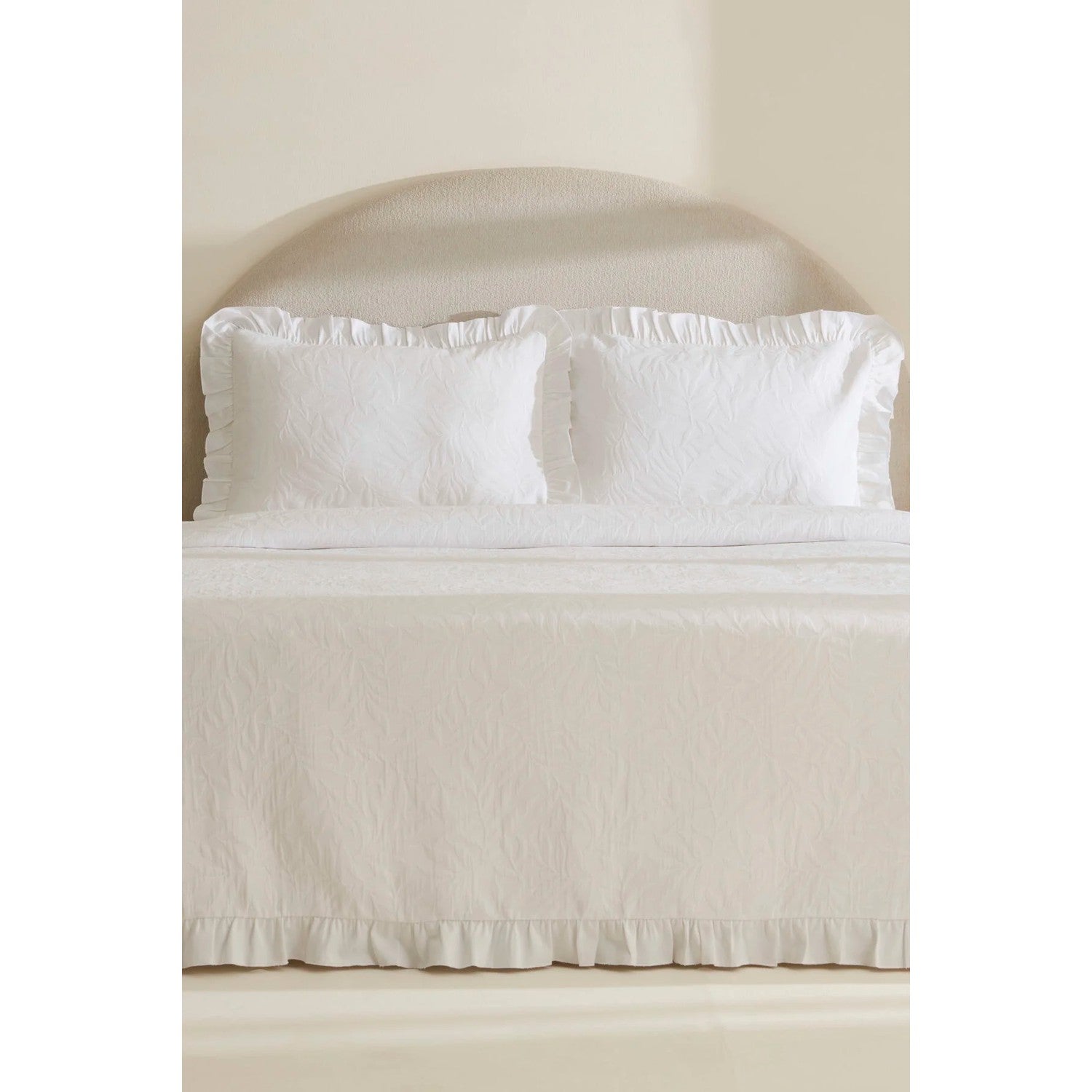 Karaca Home Branley Ruffled Double Bedspread Set White - MALLTURK
