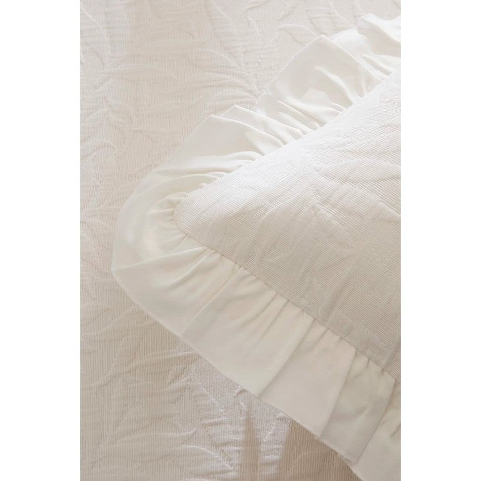 Karaca Home Branley Ruffled Double Bedspread Set White - MALLTURK