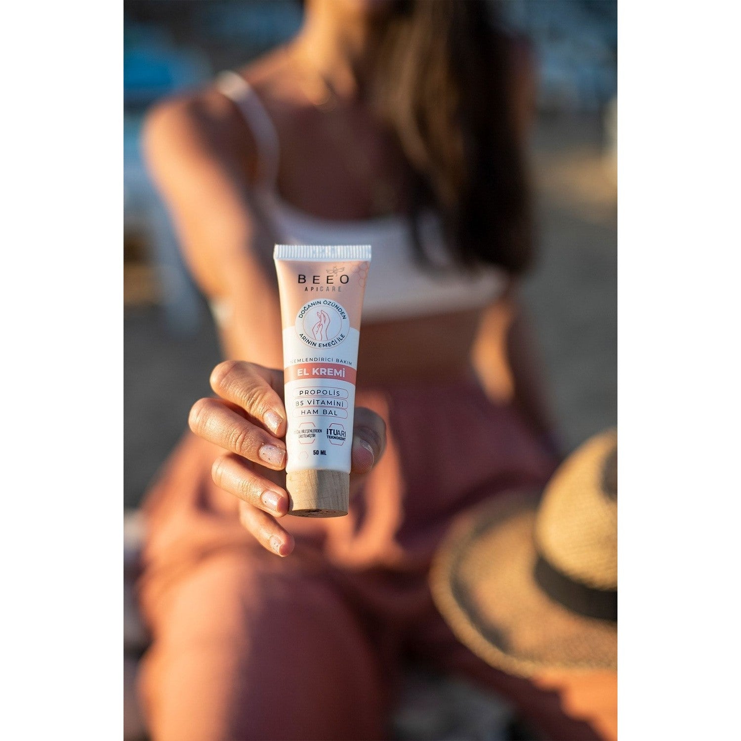 BEE'O Moisturizing With Honey Organic Hand Cream 50 ml