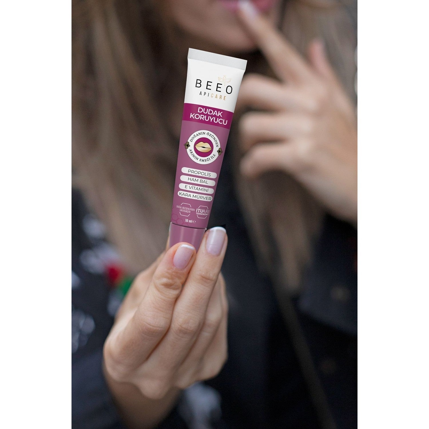 BEE'O Lip Balm Moisturizing Care Black Elderberry 10 ml - MALLTURK