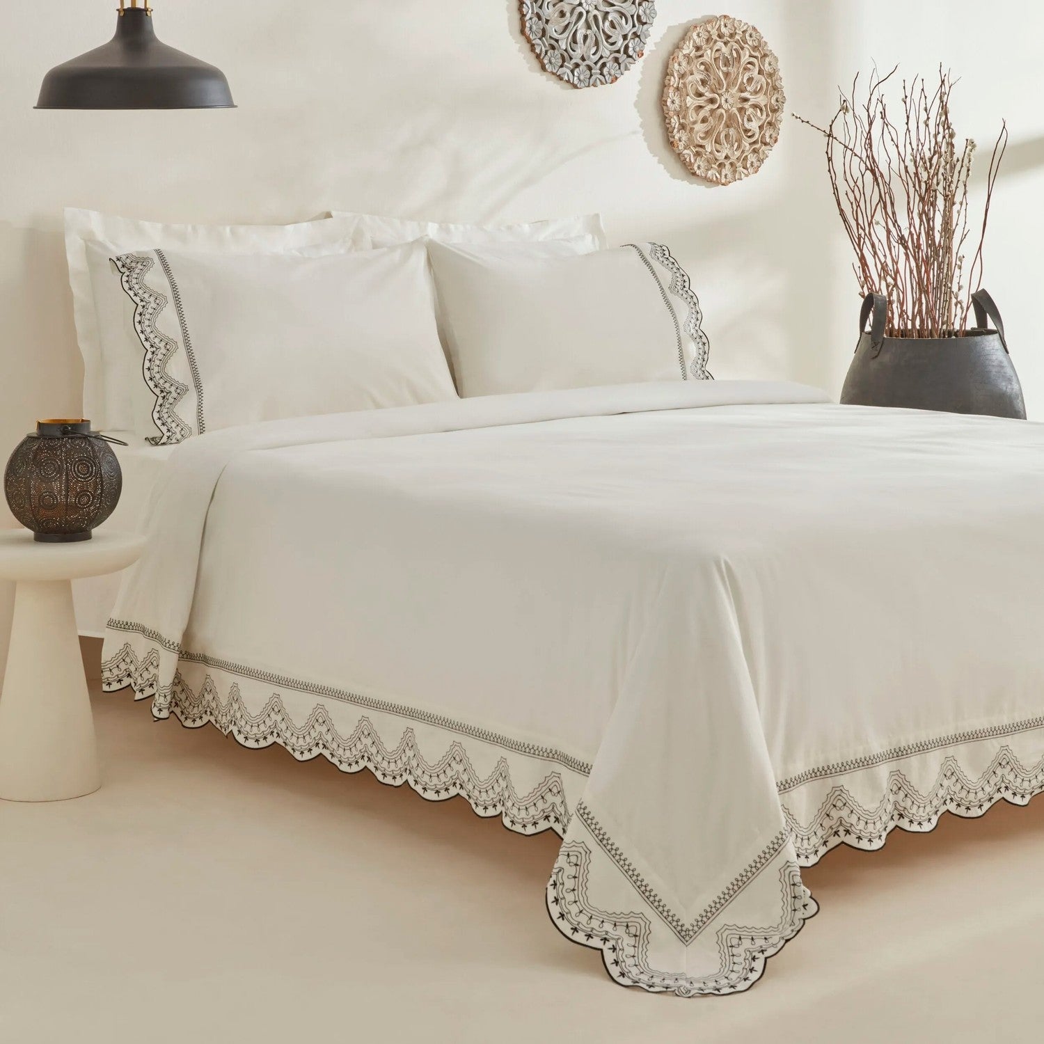 Karaca Home Orvin Double Embroidered Duvet Cover Set White - MALLTURK