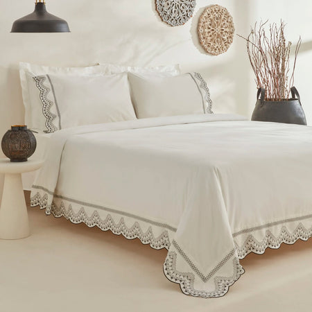 Karaca Home Orvin Double Embroidered Duvet Cover Set White - MALLTURK