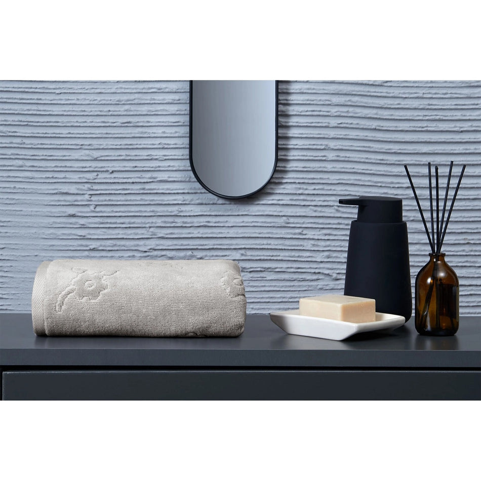 Ozdilek 50x90 cm Mayra Velvet Hand and Face Towel