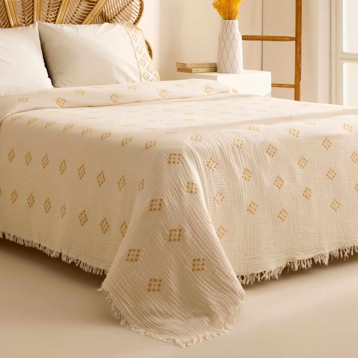 Karaca Home Nobile Embroidered Muslin Double Bed Quilt Set Yellow - MALLTURK