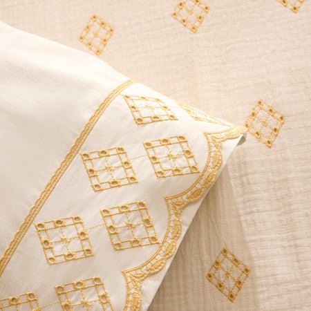 Karaca Home Nobile Embroidered Muslin Double Bed Quilt Set Yellow - MALLTURK