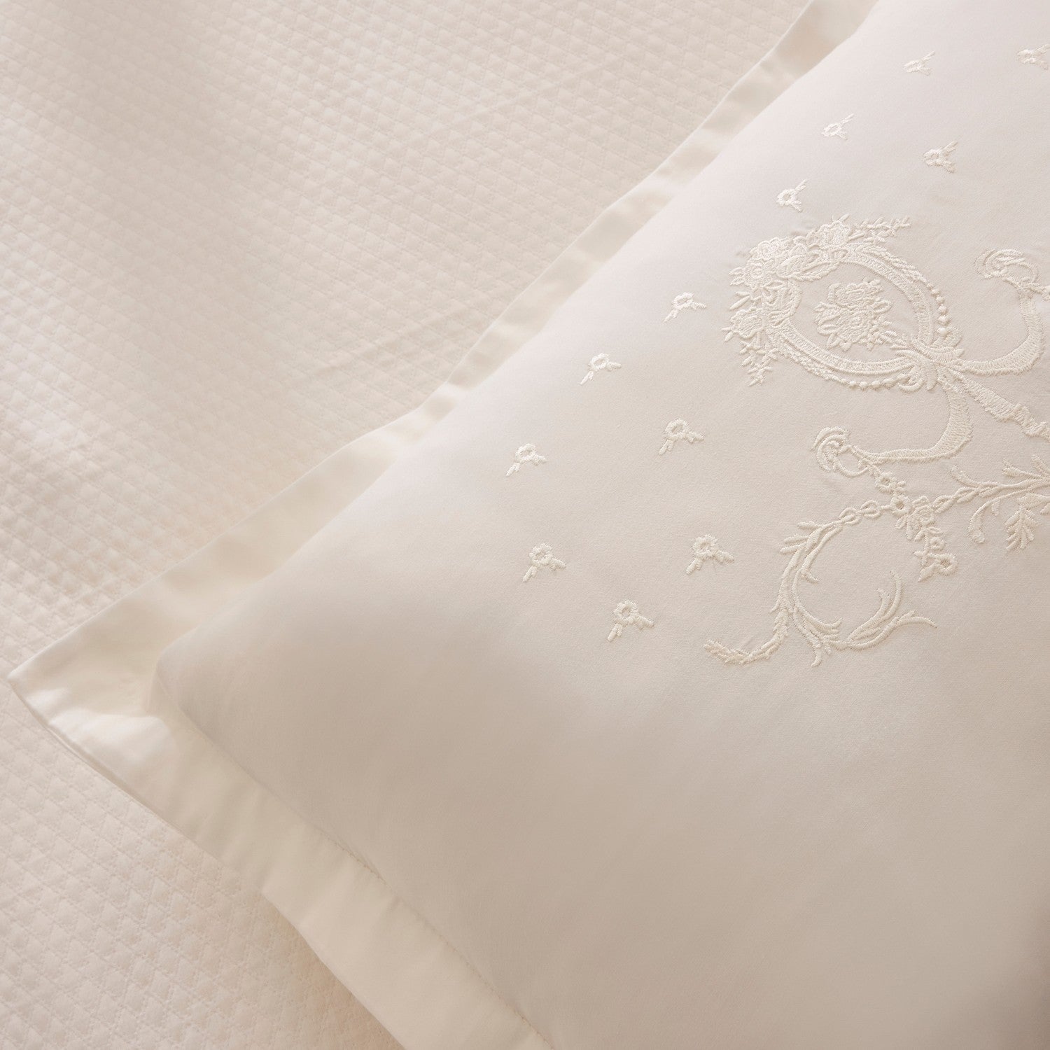 Karaca Home Leonie 100% Cotton Embroidered Double Bed Quilt Set White - MALLTURK