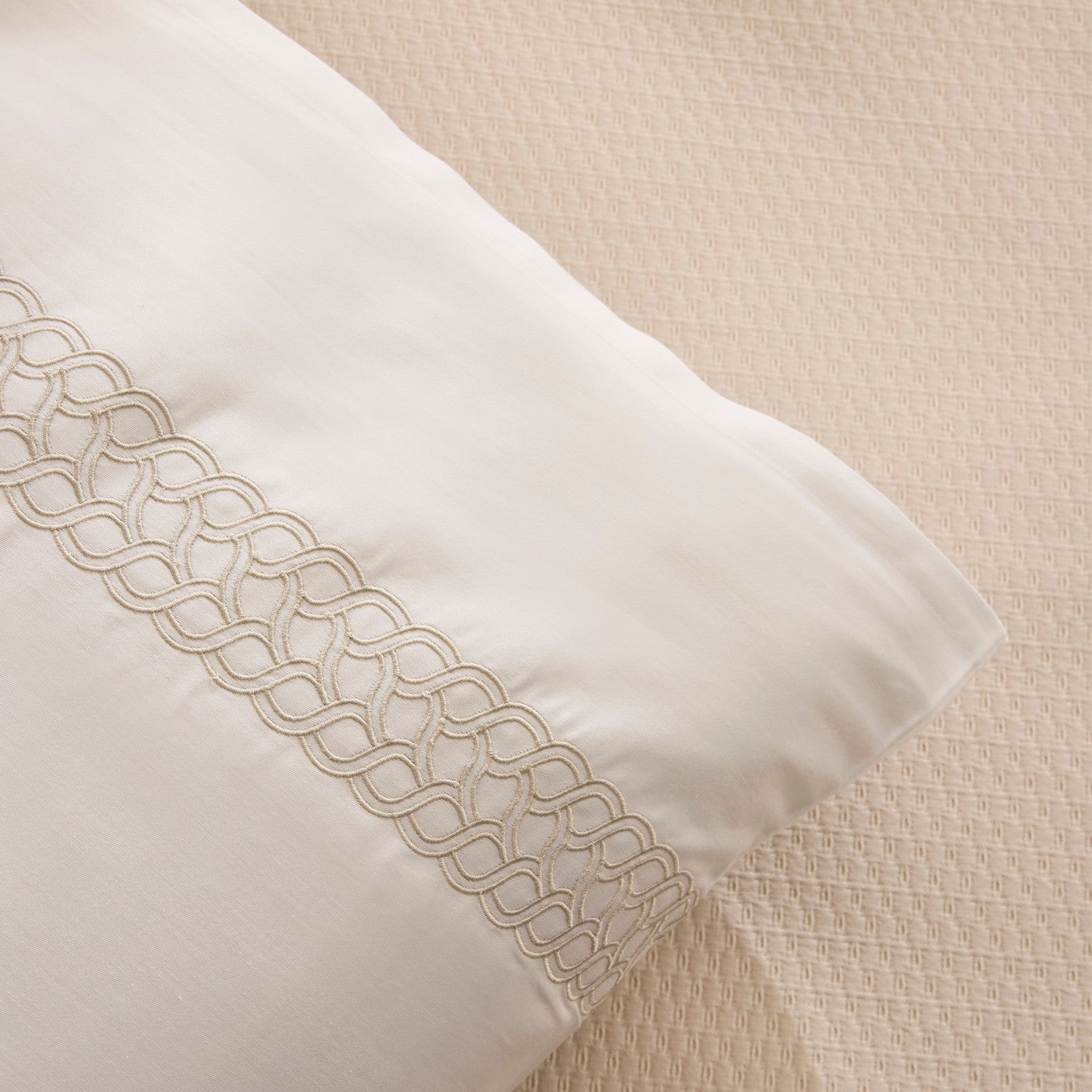 Karaca Home Linnea 100% Cotton Embroidered Double Bed Quilted Bedding Set, Beige - MALLTURK