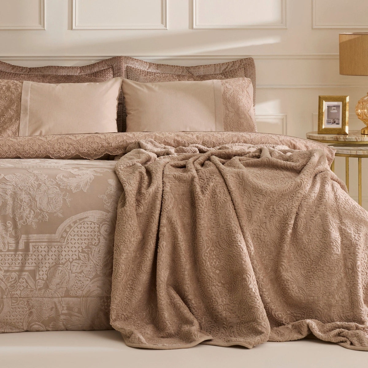 Karaca Home Valeria Best 8-Piece Bridal Set, Mink - MALLTURK