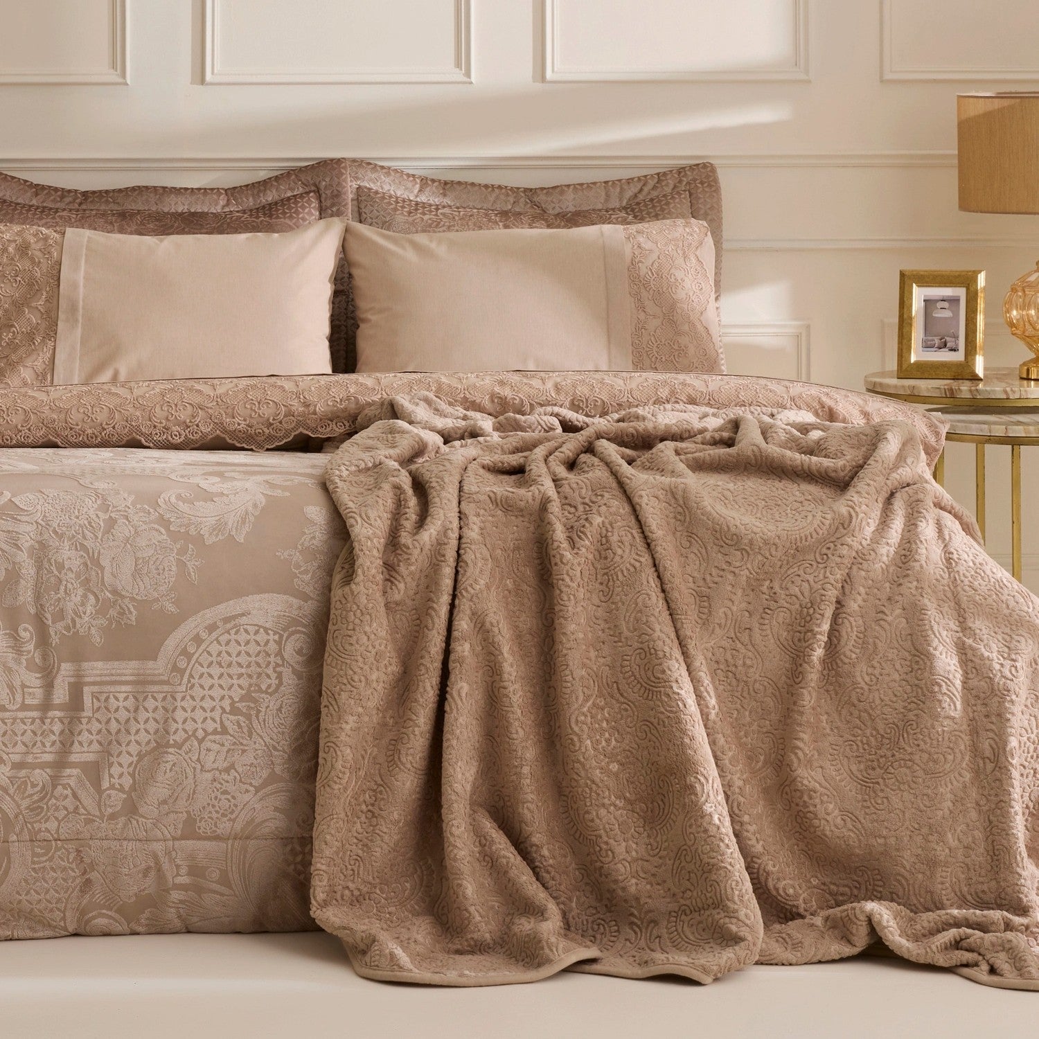 Karaca Home Valeria Best 8-Piece Bridal Set, Mink - MALLTURK