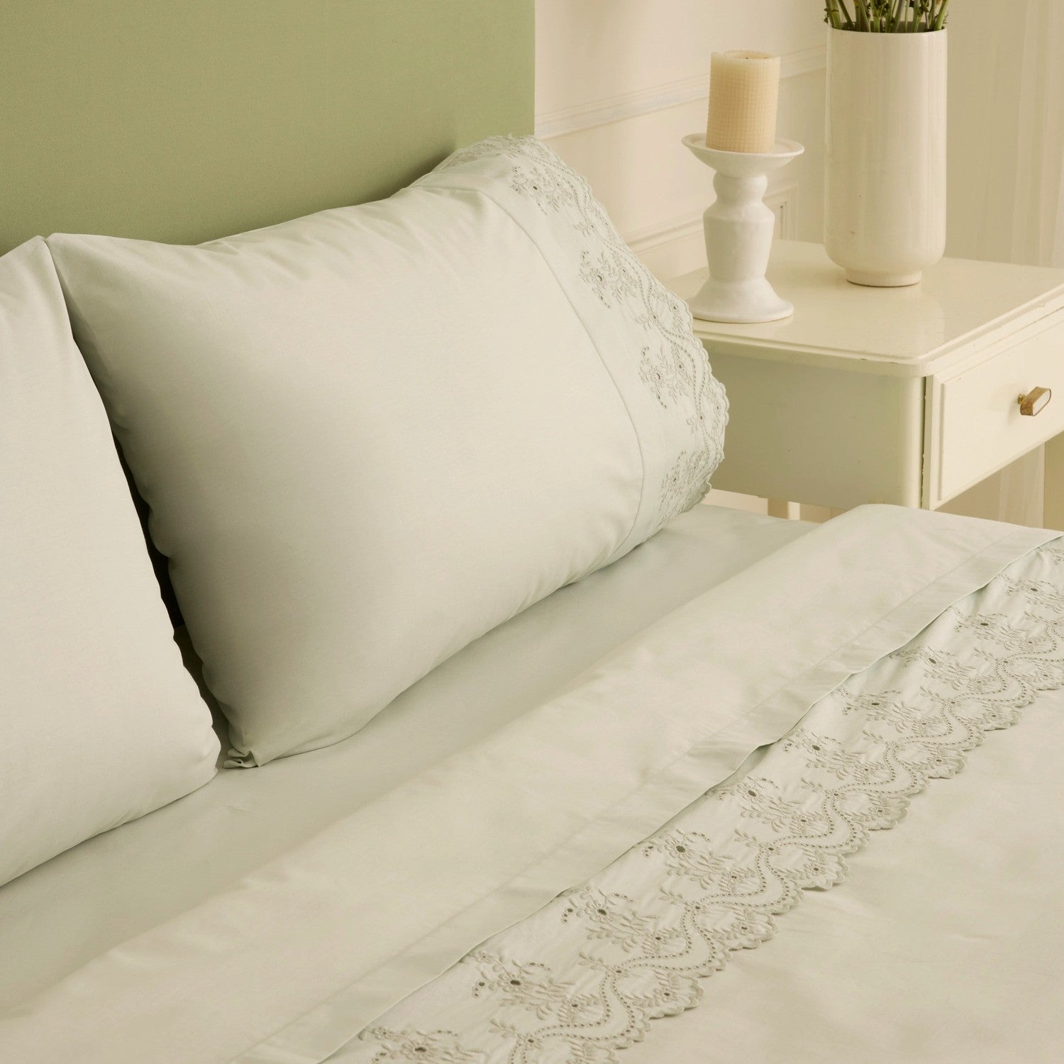 Karaca Home Avellina Embroidered Double Duvet Cover Set Sage Green - MALLTURK