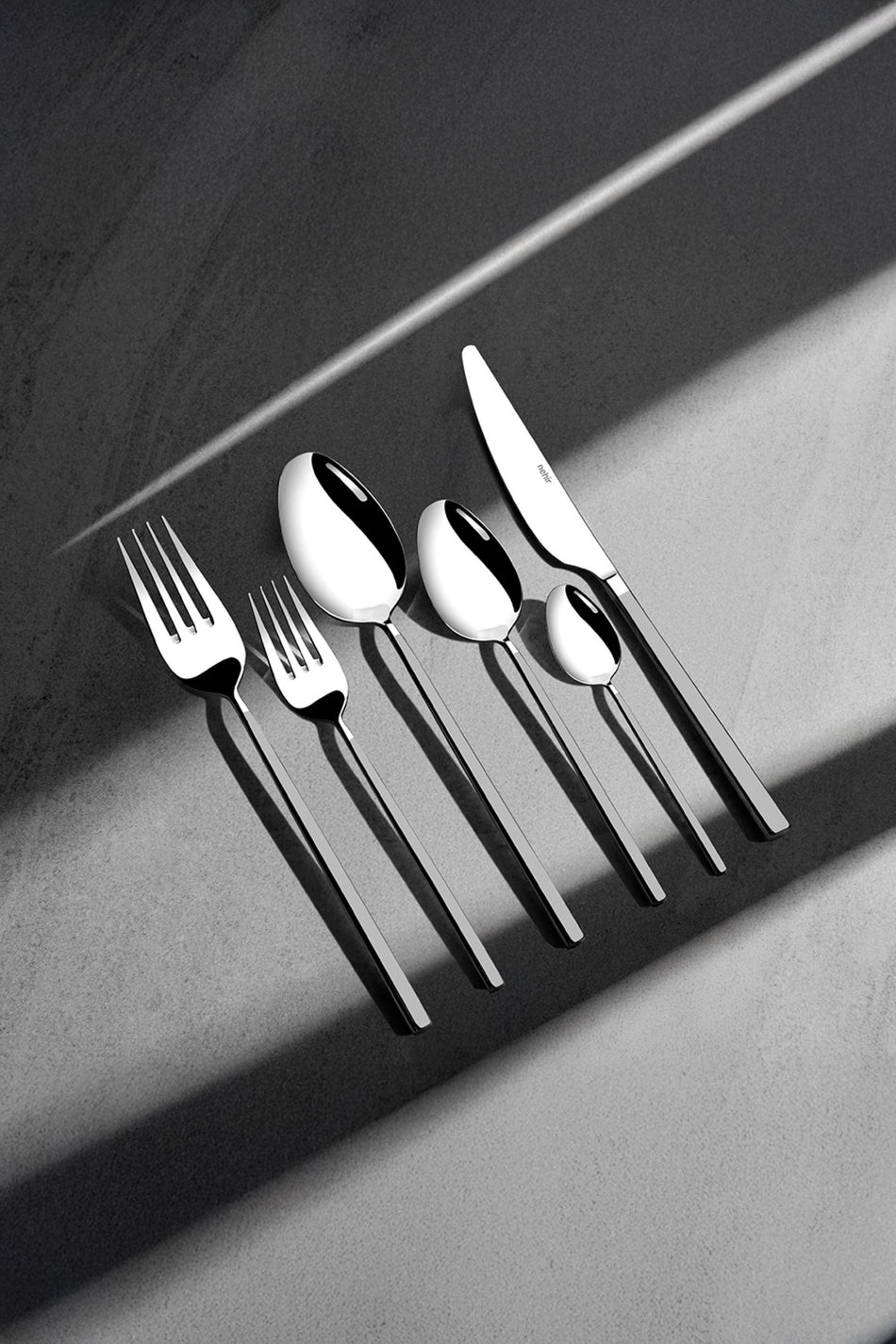 Nehir gloria Satin 12 Place Setting 72 Piece Boxed Flatware Set - MALLTURK