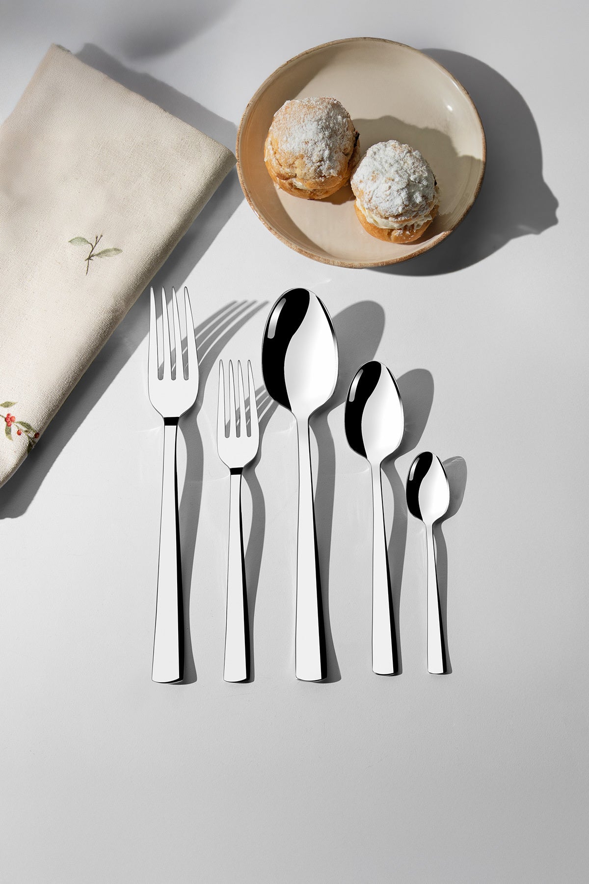 Nehir deniz Plain 6 Place Setting 30 Piece Boxed Fork Spoon Set - MALLTURK