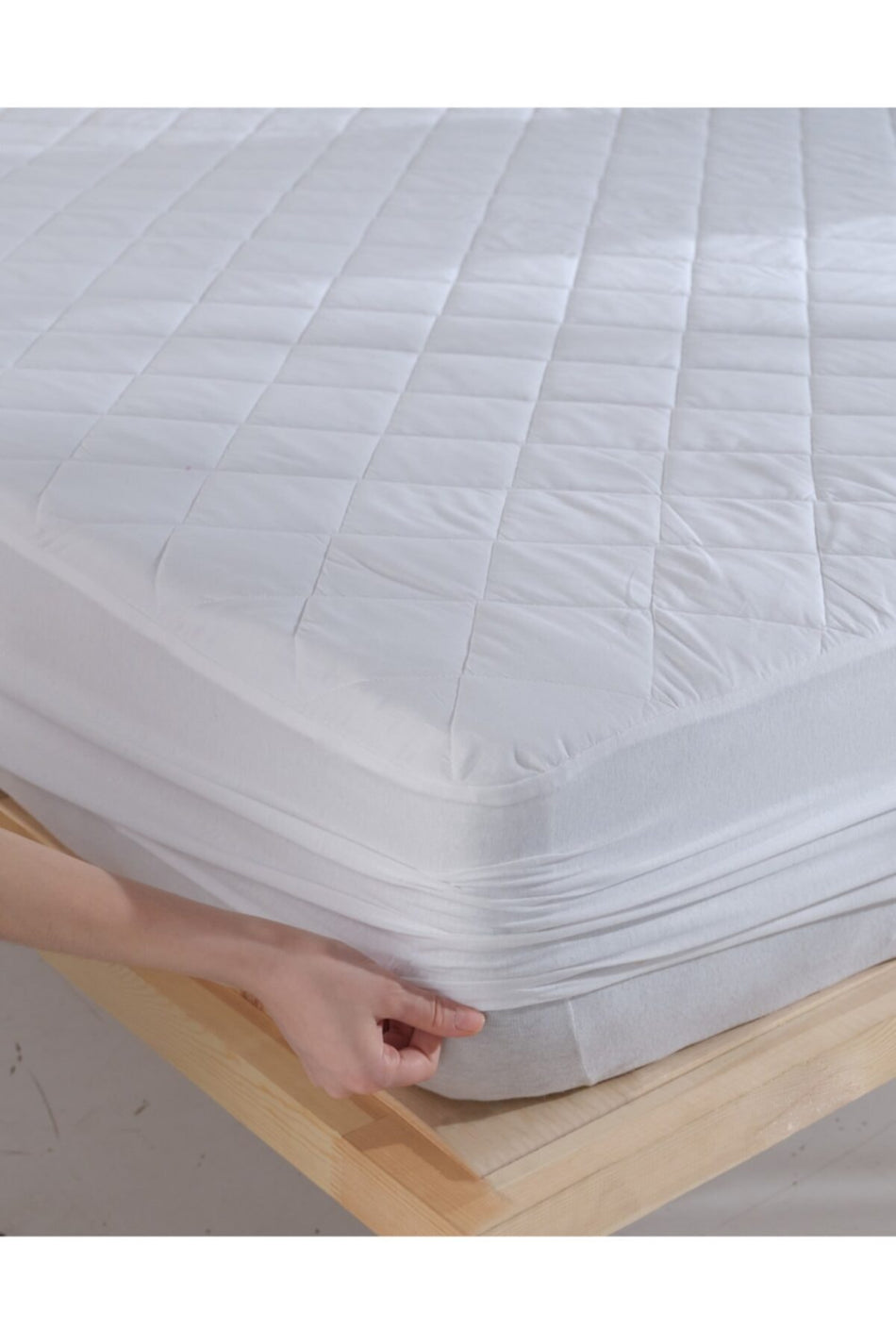 sueda Waterproof Cotton Quilted Fitted Mattress Protector - MALLTURK