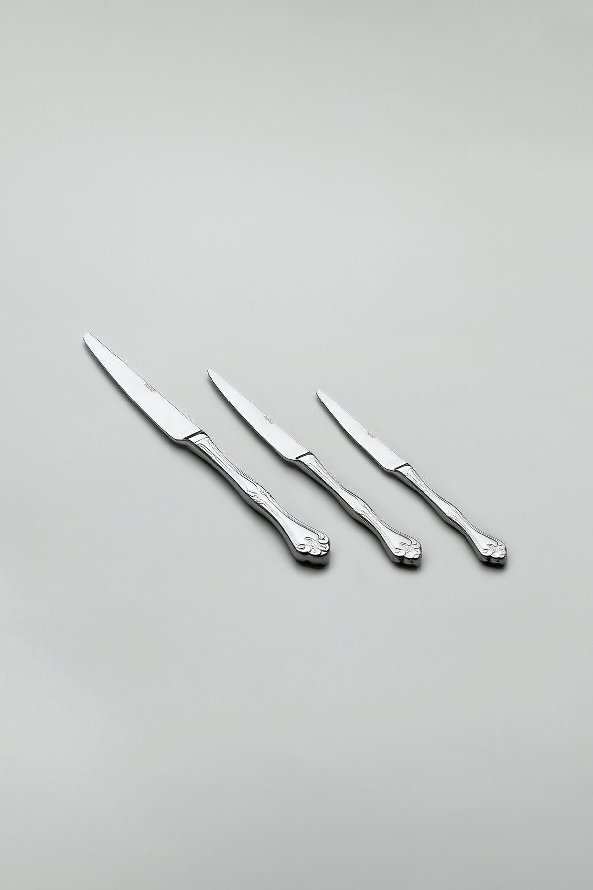 Nehir lalezar Satin 6 Place Setting 36 Piece Boxed Flatware Set - MALLTURK