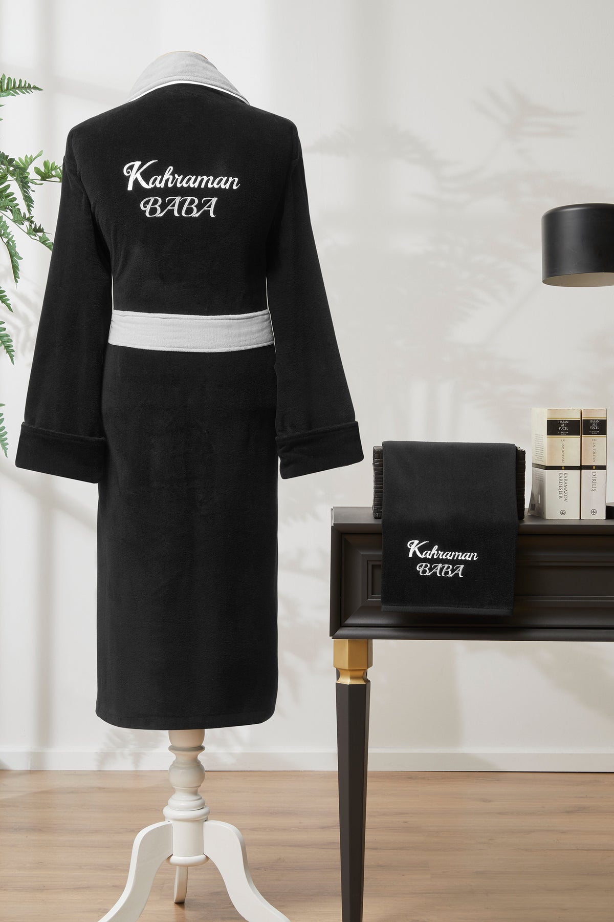 Ozdilek Hero Dad Embroidered Velvet Men Bathrobe Set - MALLTURK