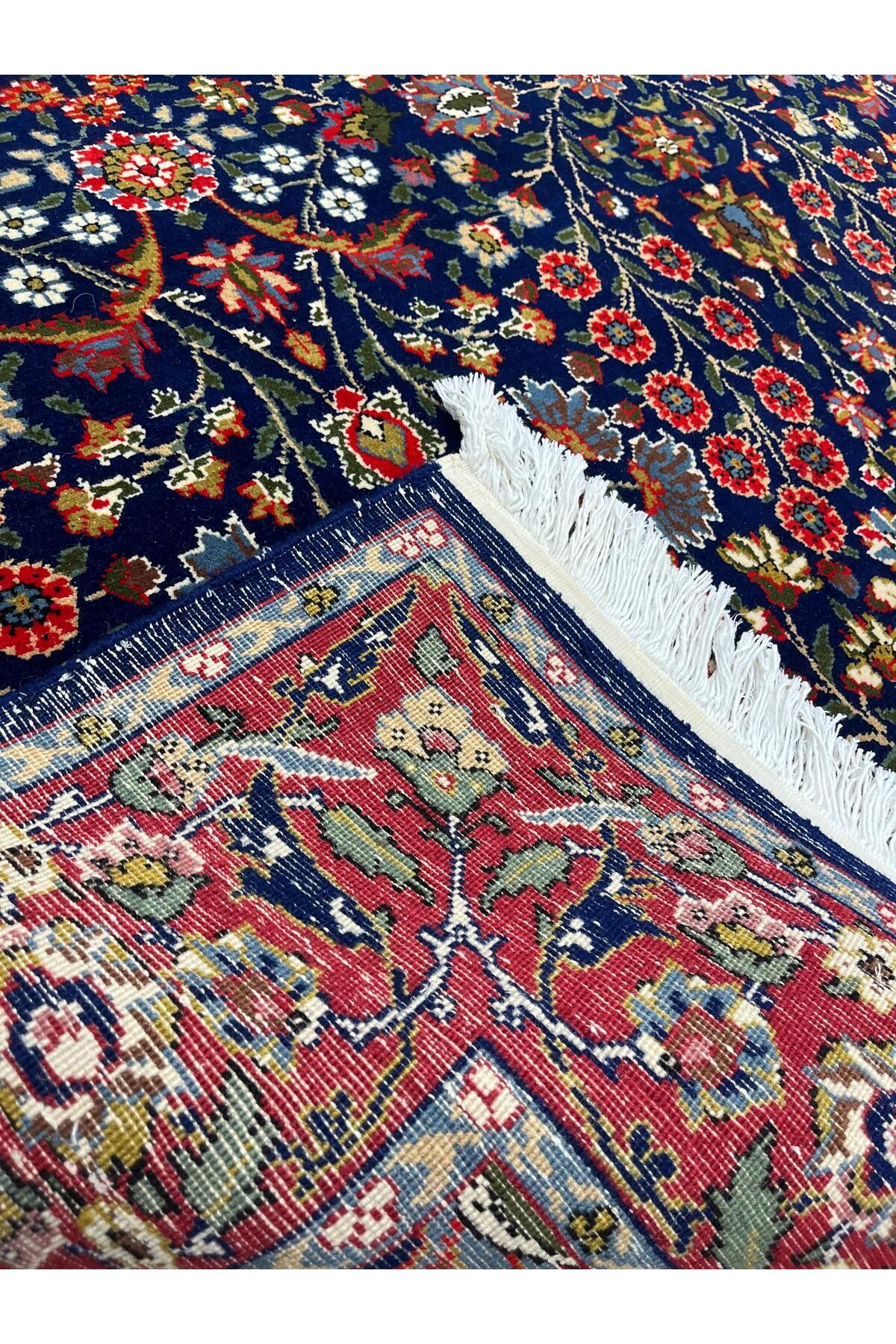 SIRVAN Rug Hand-Woven Hereke Rug - 332x220 - MALLTURK