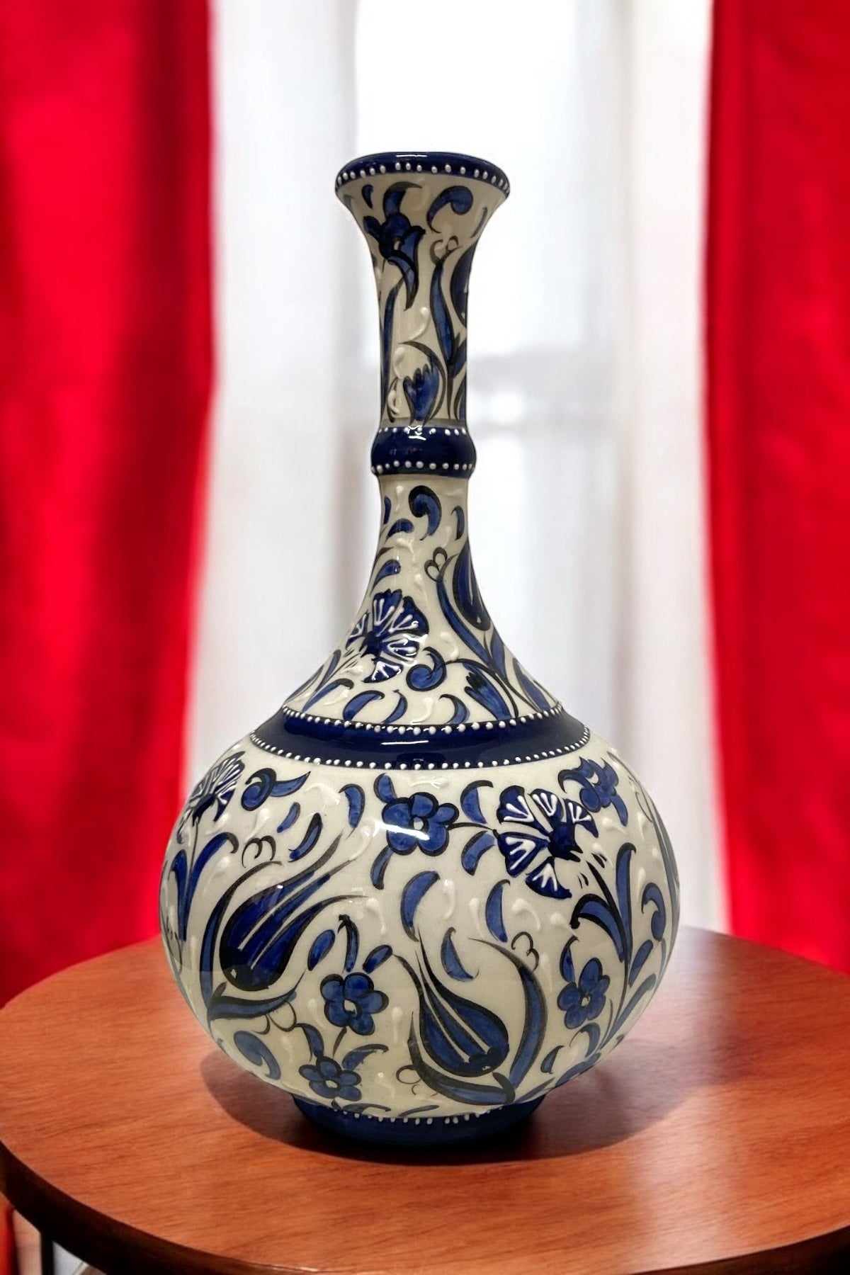 STORESZA Handmade 30cm Kutahya Teardrop Ceramic Vase – Navy Blue and White - MALLTURK