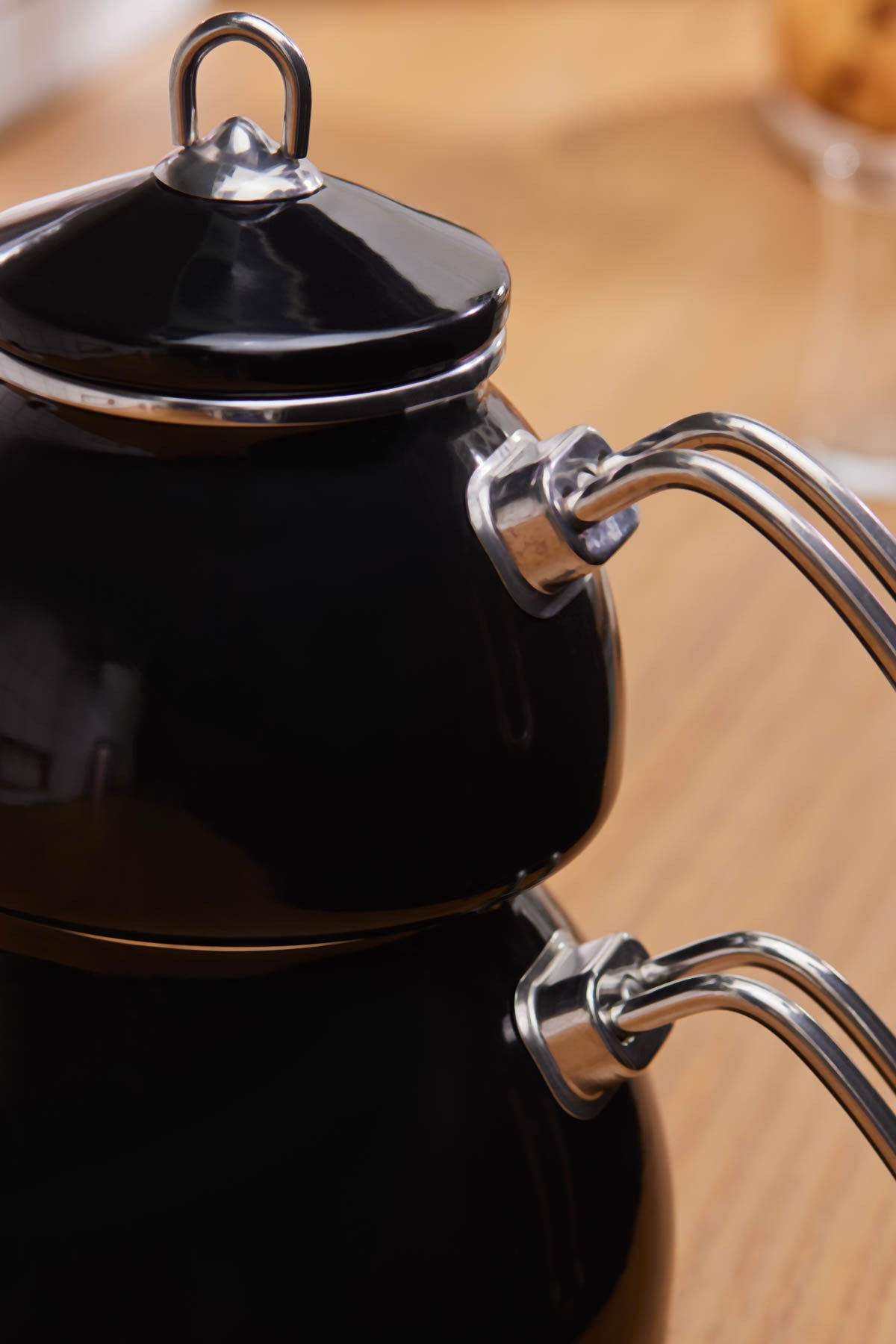 Karaca Loreto Enamel Midi Teapot Set, Black - MALLTURK