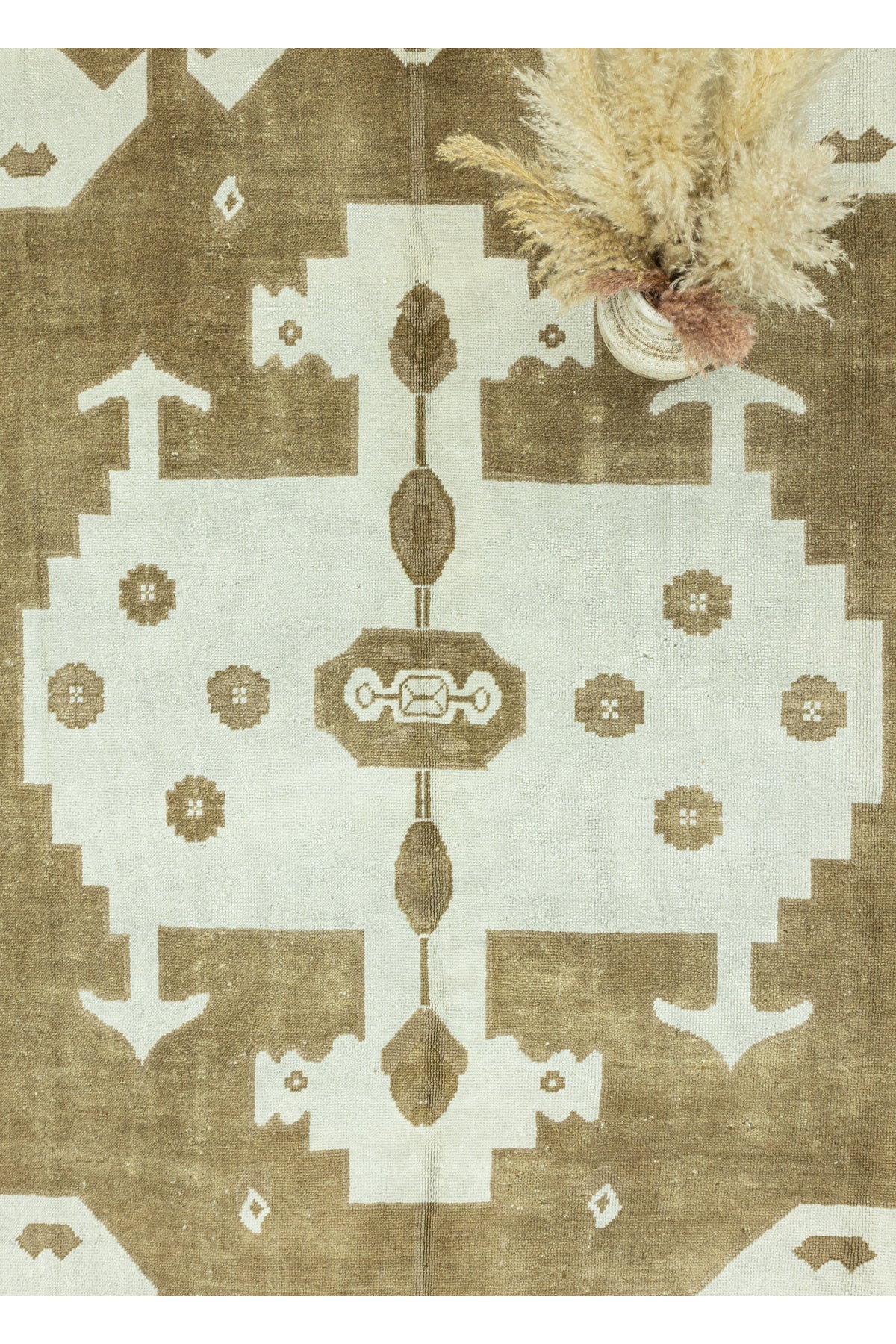 Soho Antiq Anemon Primitive Design Wool Rug 315x425 cm - MALLTURK