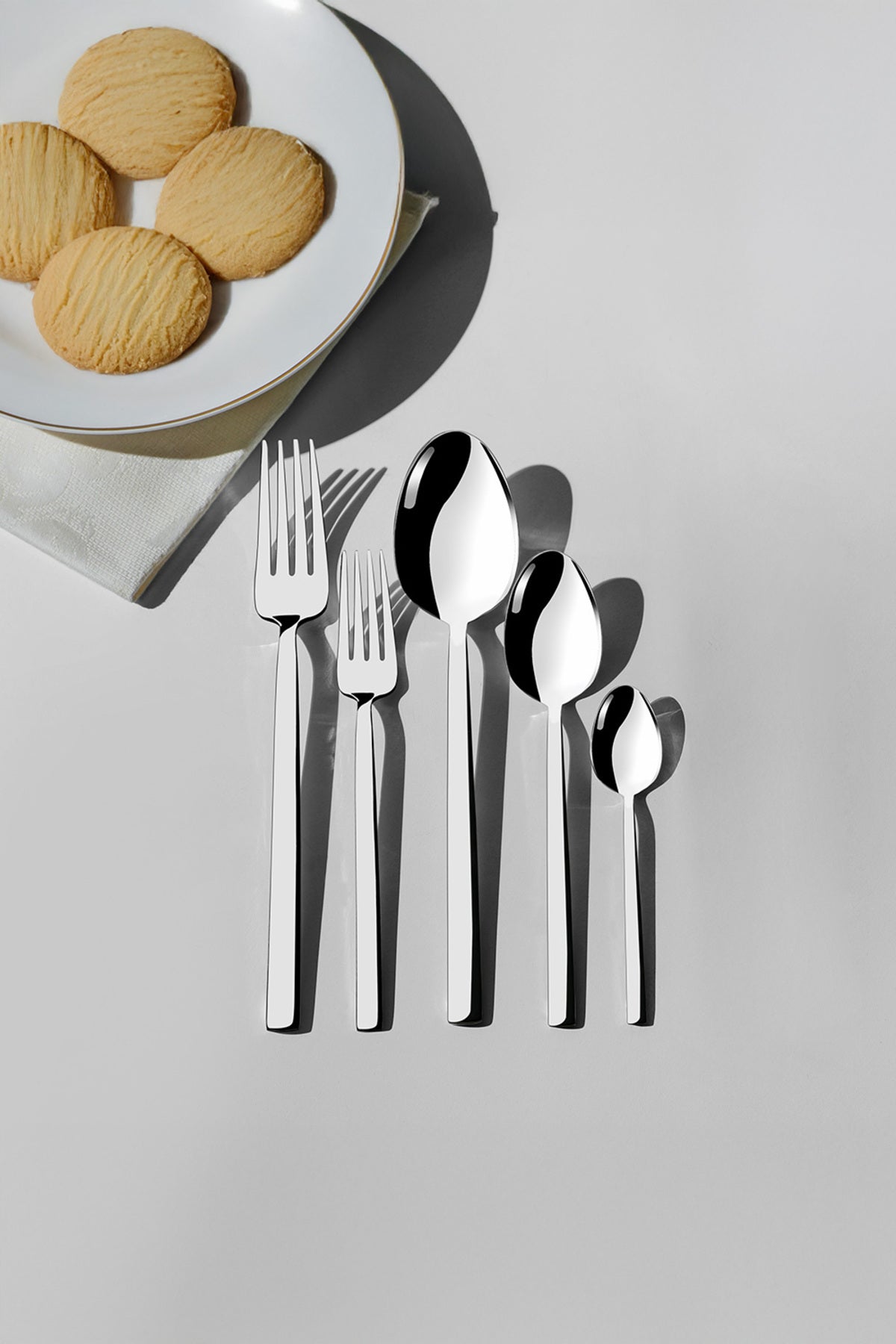 Nehir dalyan Plain 6 Place Setting 30 Piece Boxed Fork Spoon Set - MALLTURK