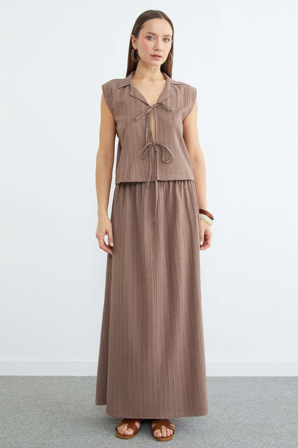 2-Piece Set with Tie-Front Jacquard Skirt